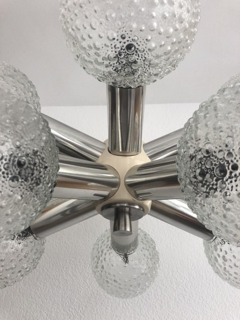 Araña alemana de bolas de cristal Sputnik de mediados de siglo, años 70 en venta 2
