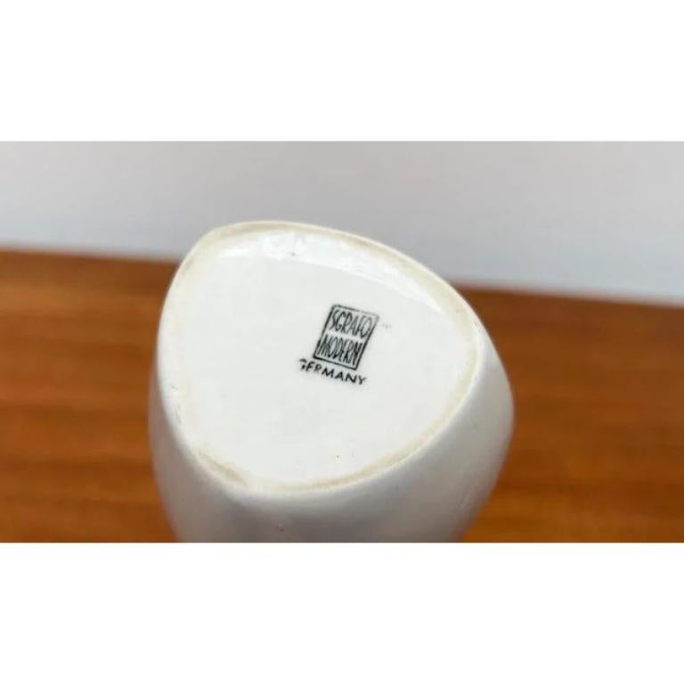 Vaso scultoreo bianco tedesco di metà secolo di Peter Müller per Sgrafo Modern, anni '60 in vendita 5
