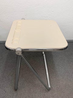 Scrivania Foldes bianca di Giancarlo Piretti "Platone" di metà secolo per Castelli, anni '70
