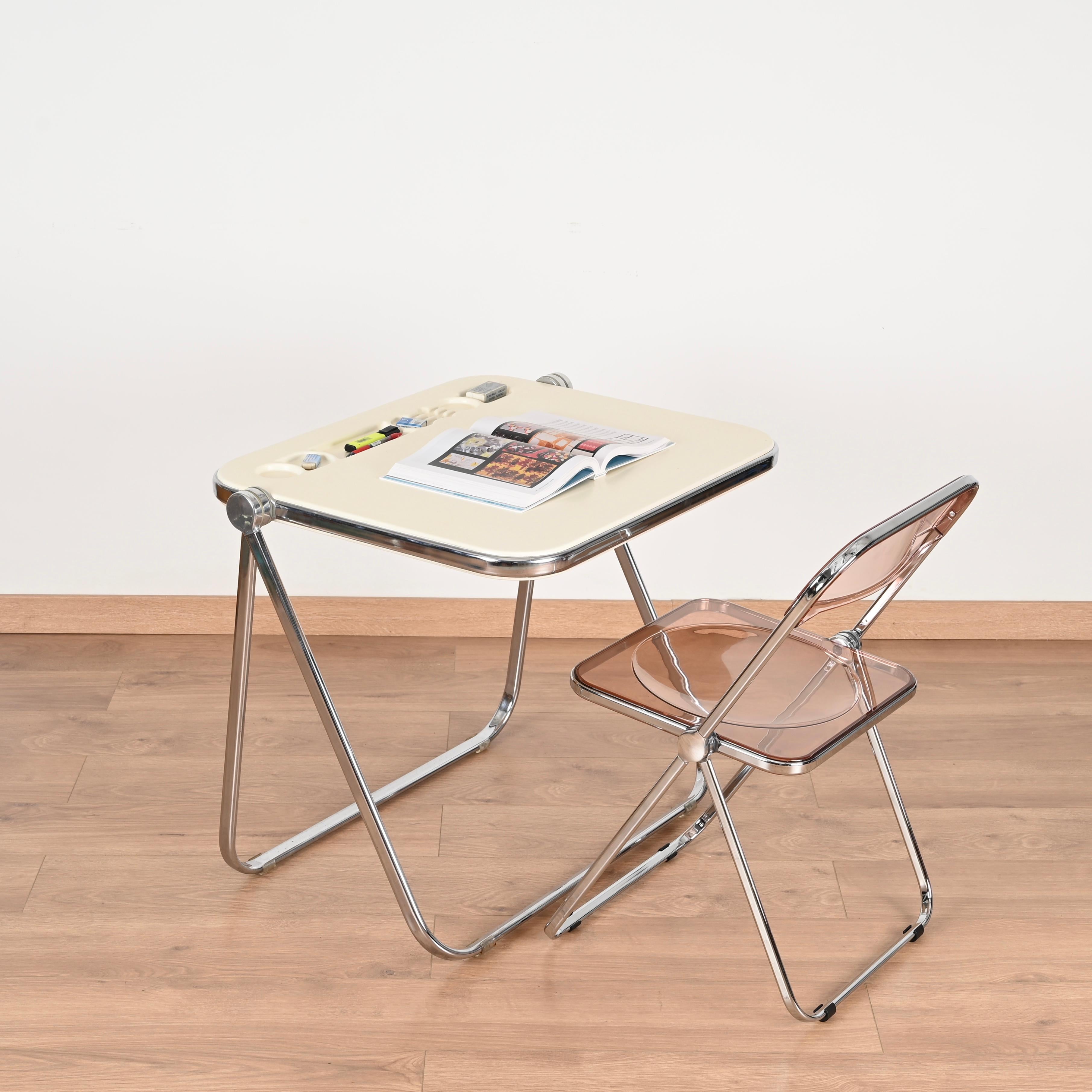Lovely midcentury white 