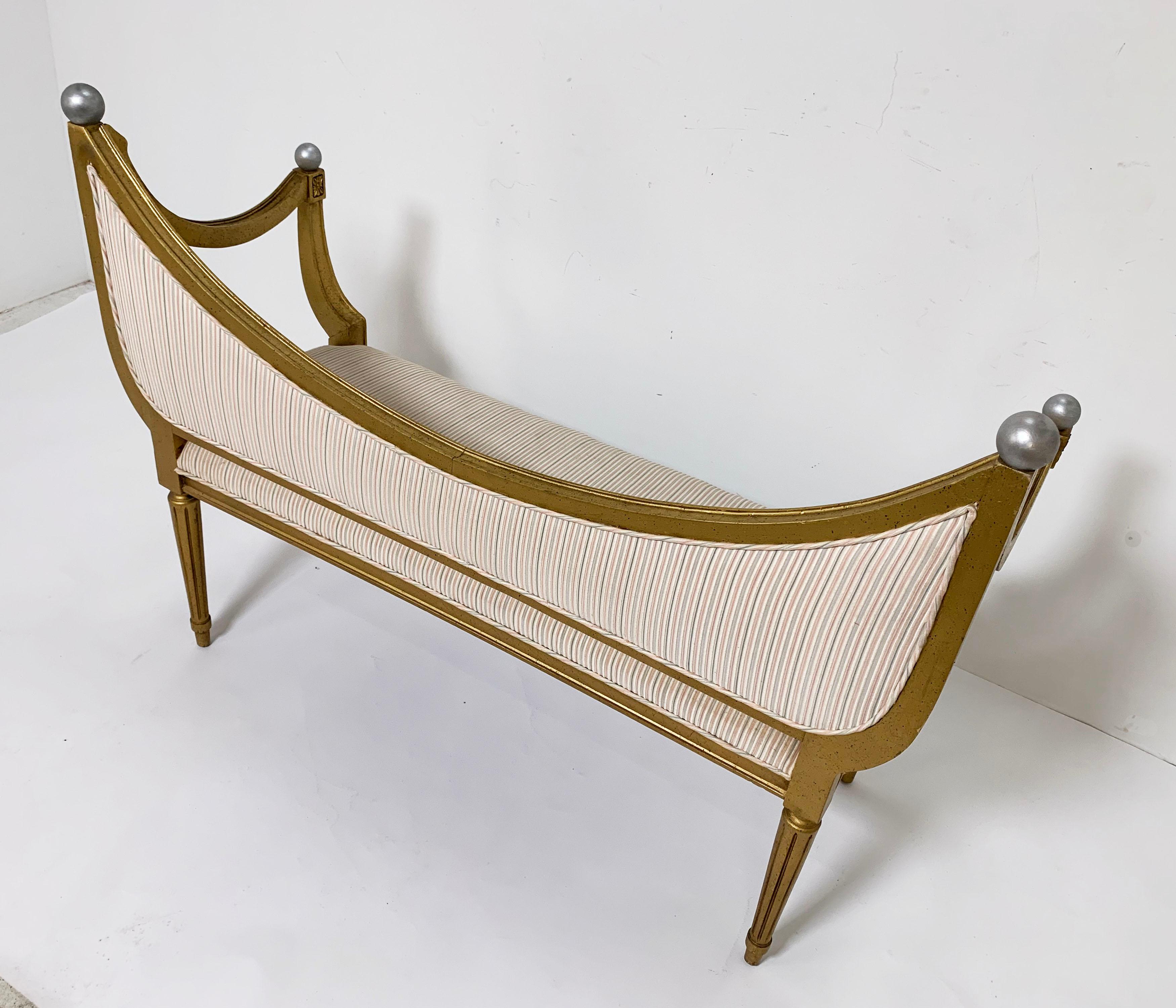 Midcentury Giltwood Settee Bench in the Neoclassical Style, circa 1960s 3