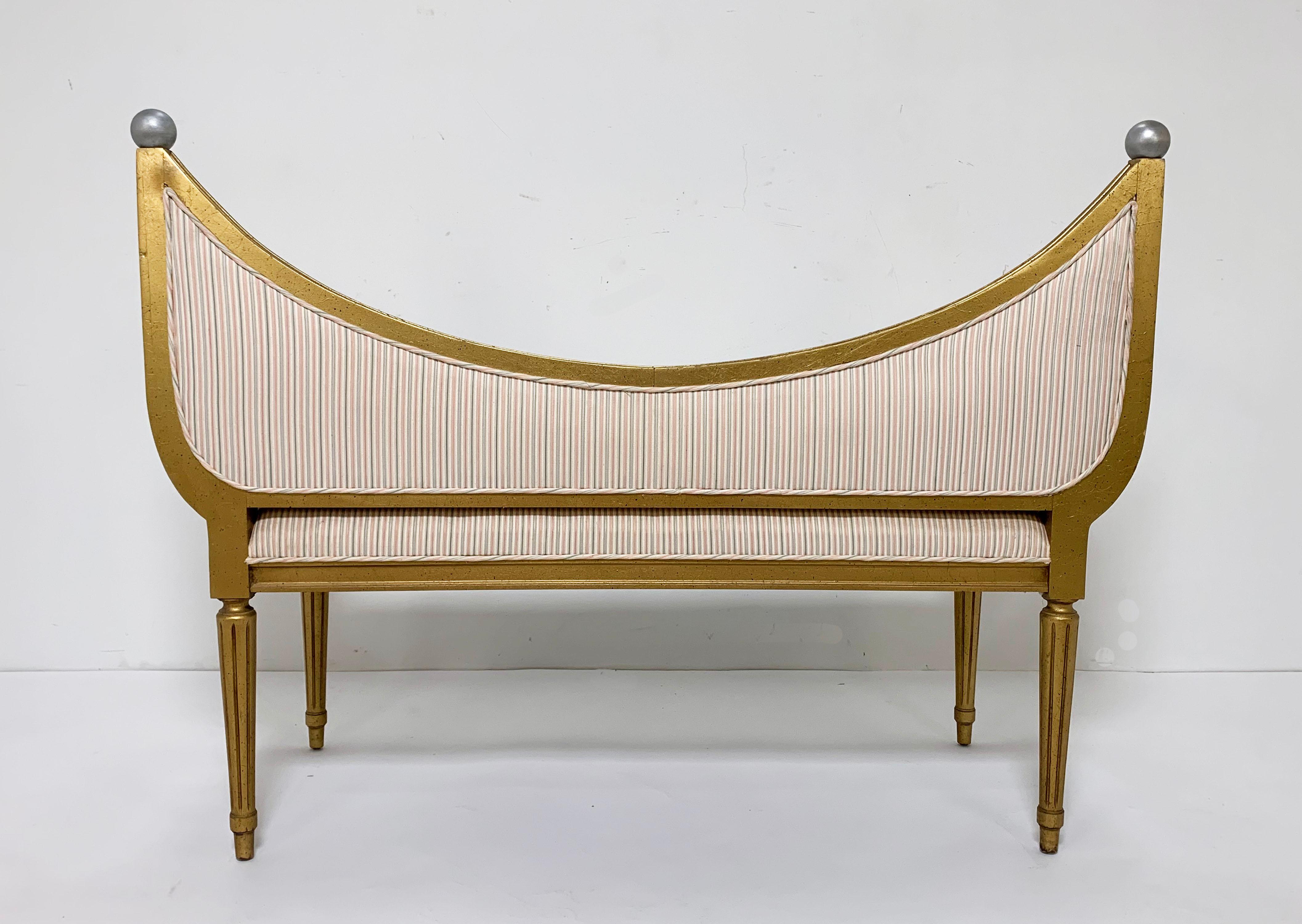 Midcentury Giltwood Settee Bench in the Neoclassical Style, circa 1960s 2