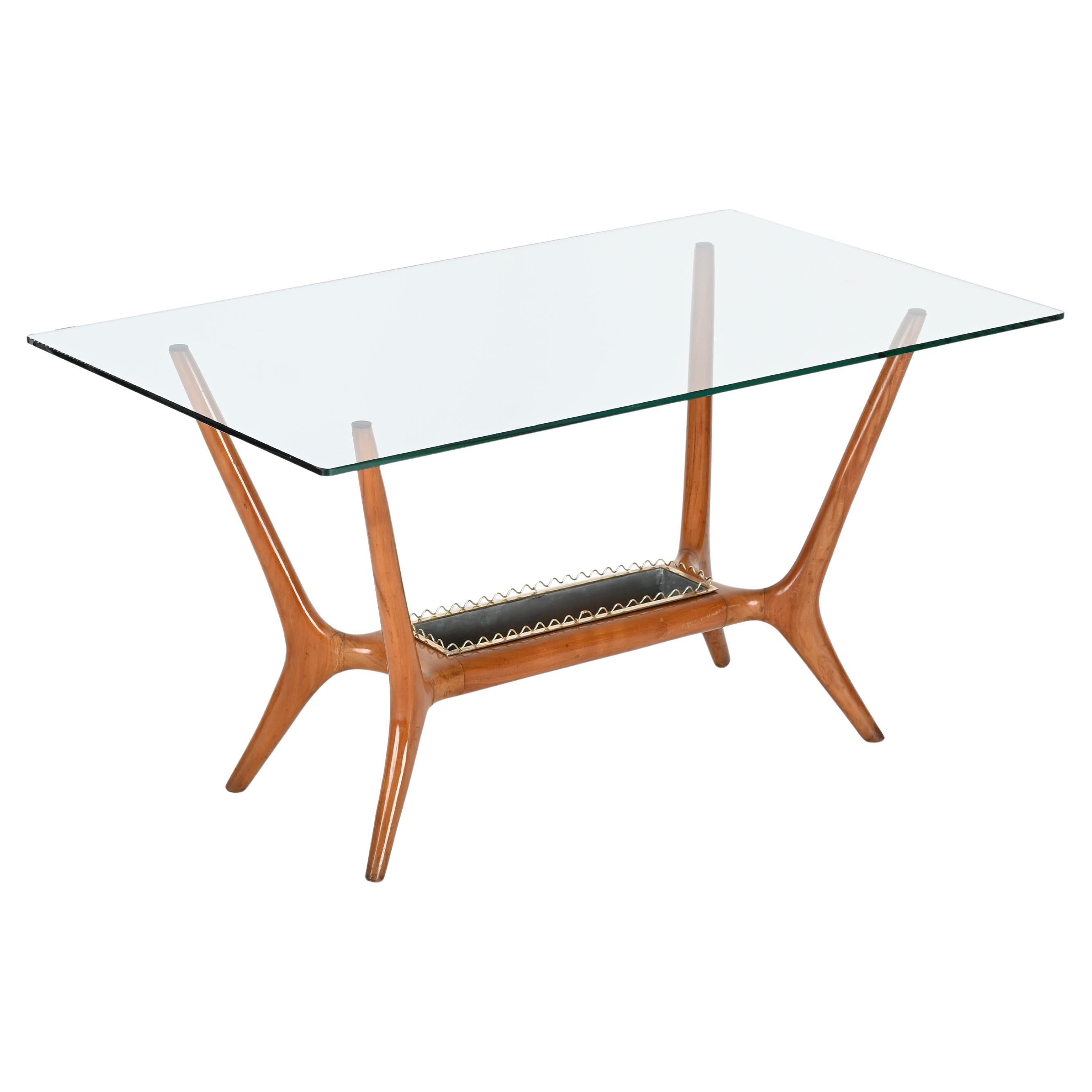 Mesa de centro Gio Ponti de nogal y latón con cristal, Italia Años 50