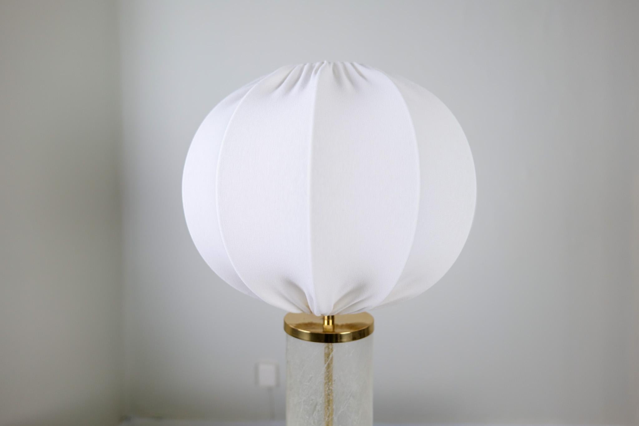 Midcentury Modern Glass and Brass Table Lamp Bergbom B-019 Sweden 1960s For Sale 3