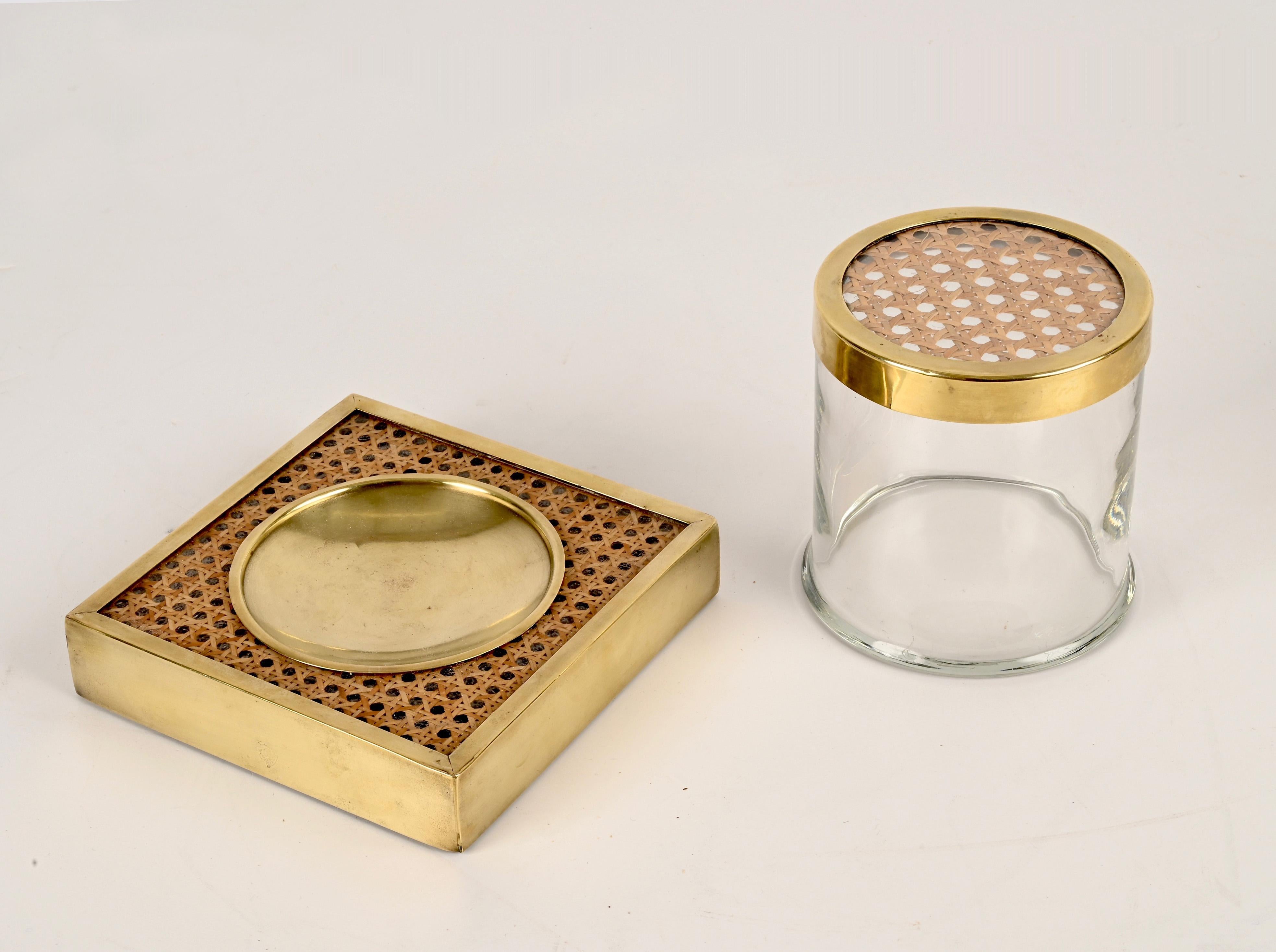 Caja italiana de cristal y mimbre vienés de mediados de siglo, estilo Christian Dior, años 70 en venta 3
