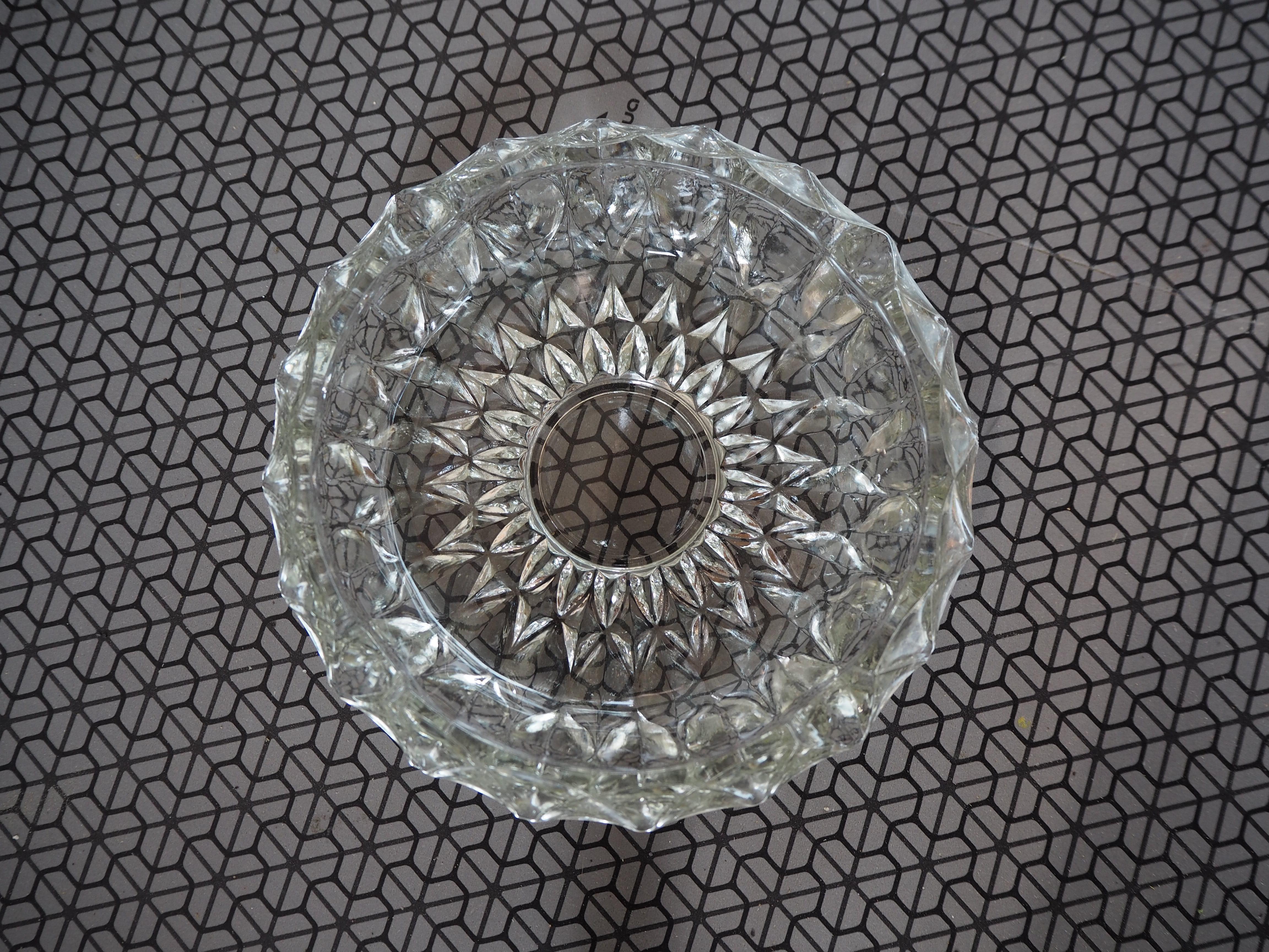 Aschenbecher aus Glas aus der Jahrhundertmitte, Bohemia, 1950er Jahre im Zustand „Gut“ im Angebot in Praha, CZ