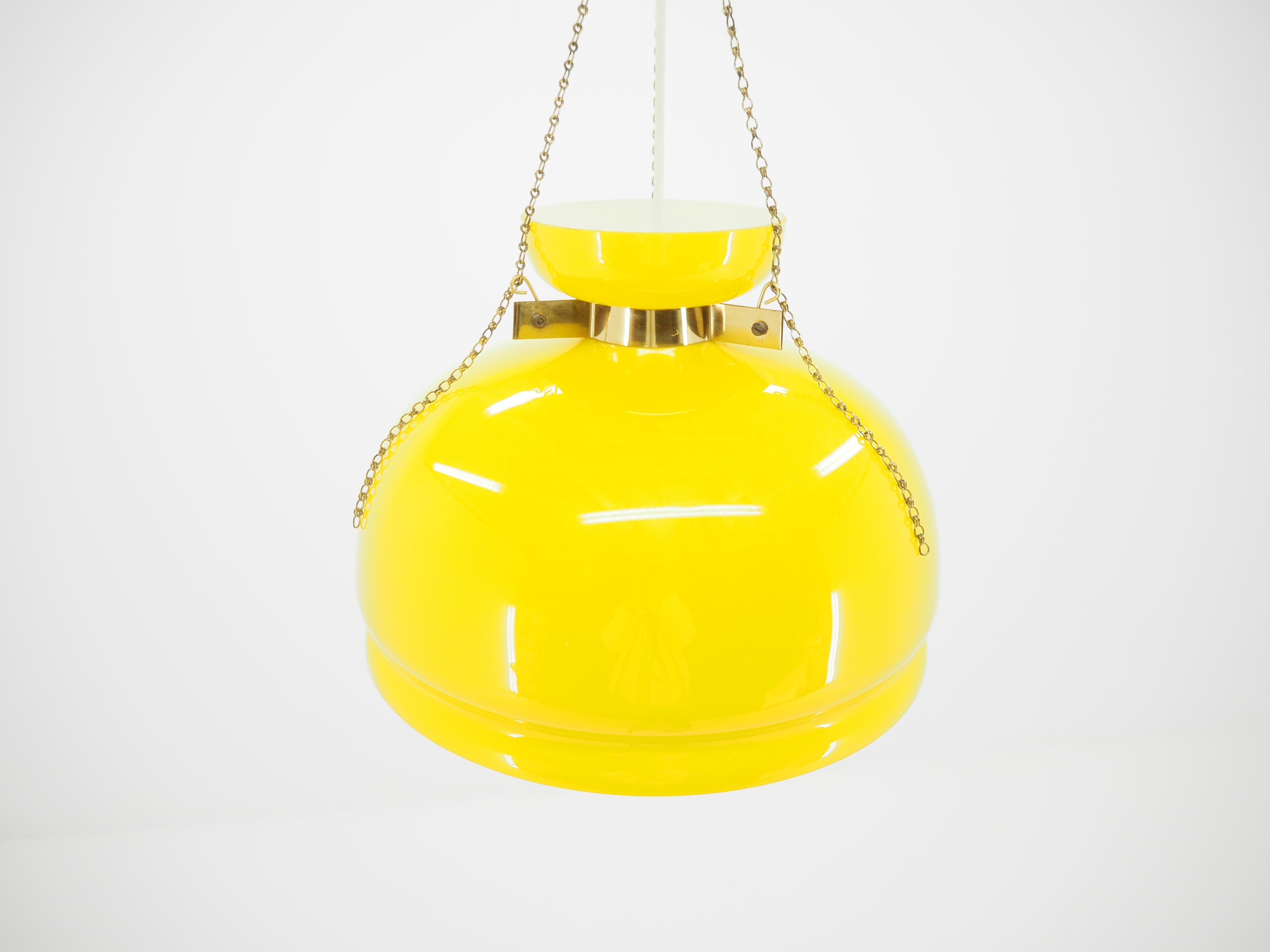Midcentury Glass Chandelier in Style of Harvey Guzzini, 1960s For Sale 4