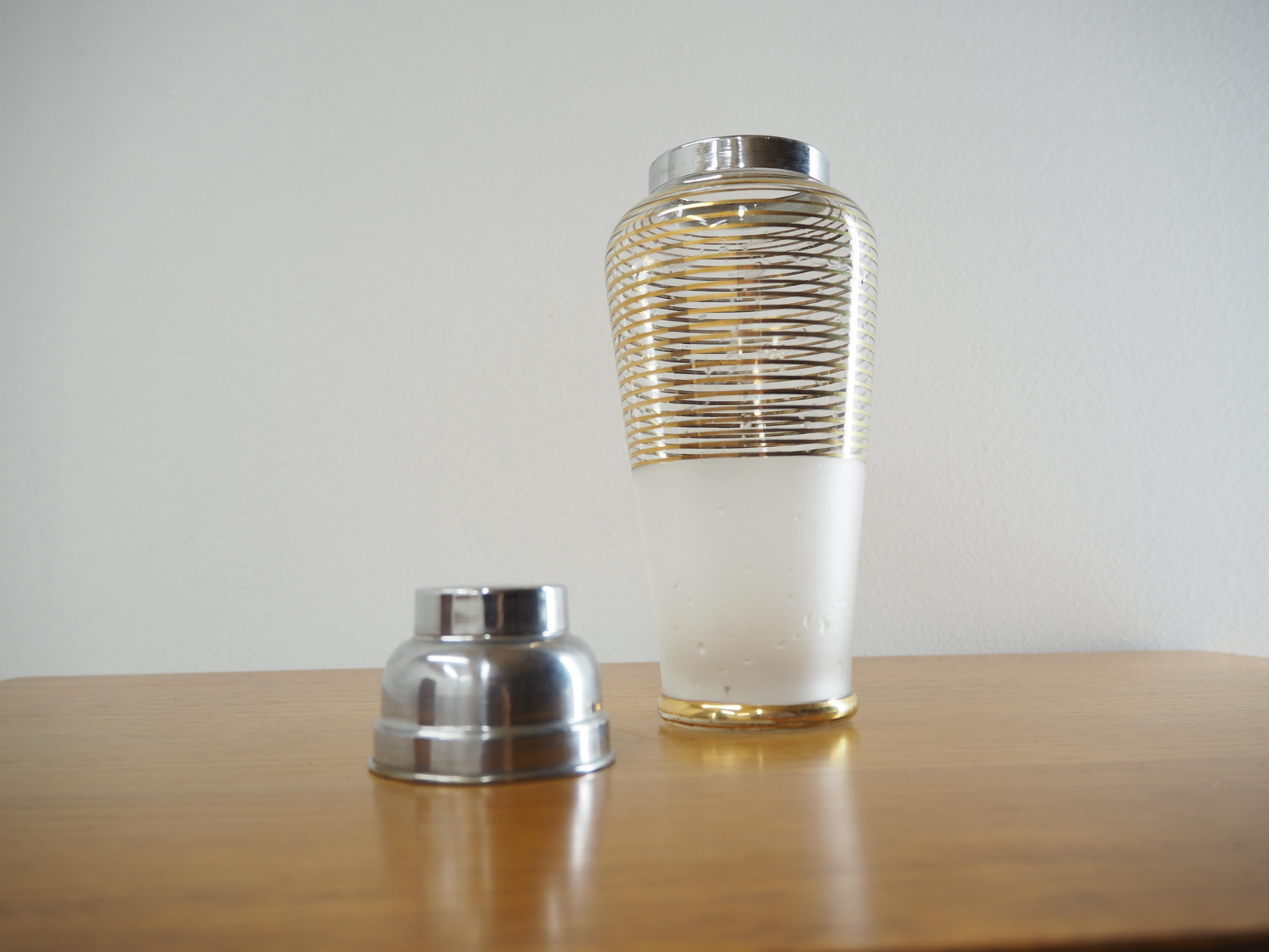 Midcentury Glass Coctail Shaker, Czechoslovakia, 1960s In Good Condition For Sale In Praha, CZ