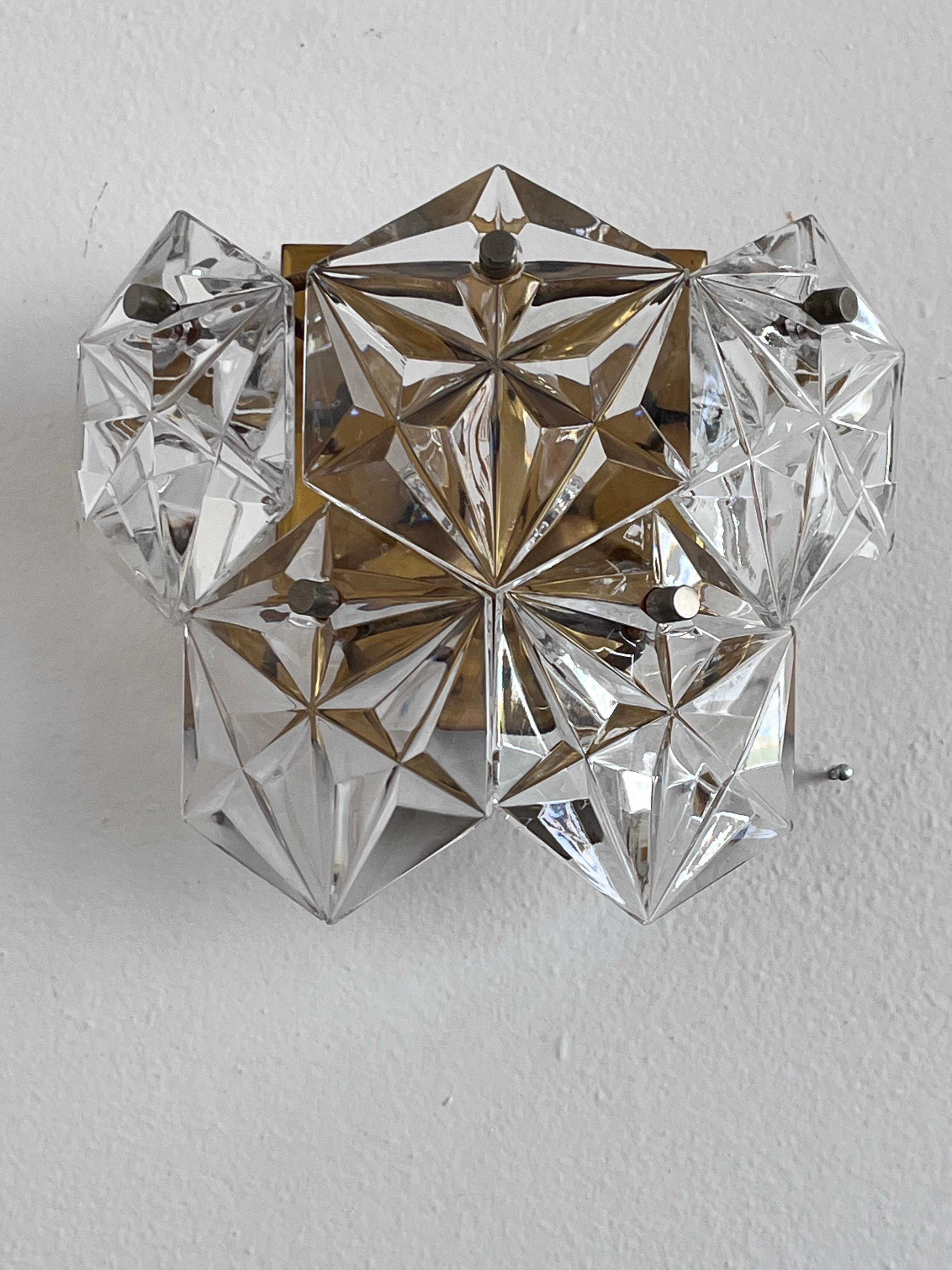 Lámpara de pared de cristal de diseño de mediados de siglo de Kinkeldey, Alemania, años 70 en Bueno estado para la venta en Praha, CZ