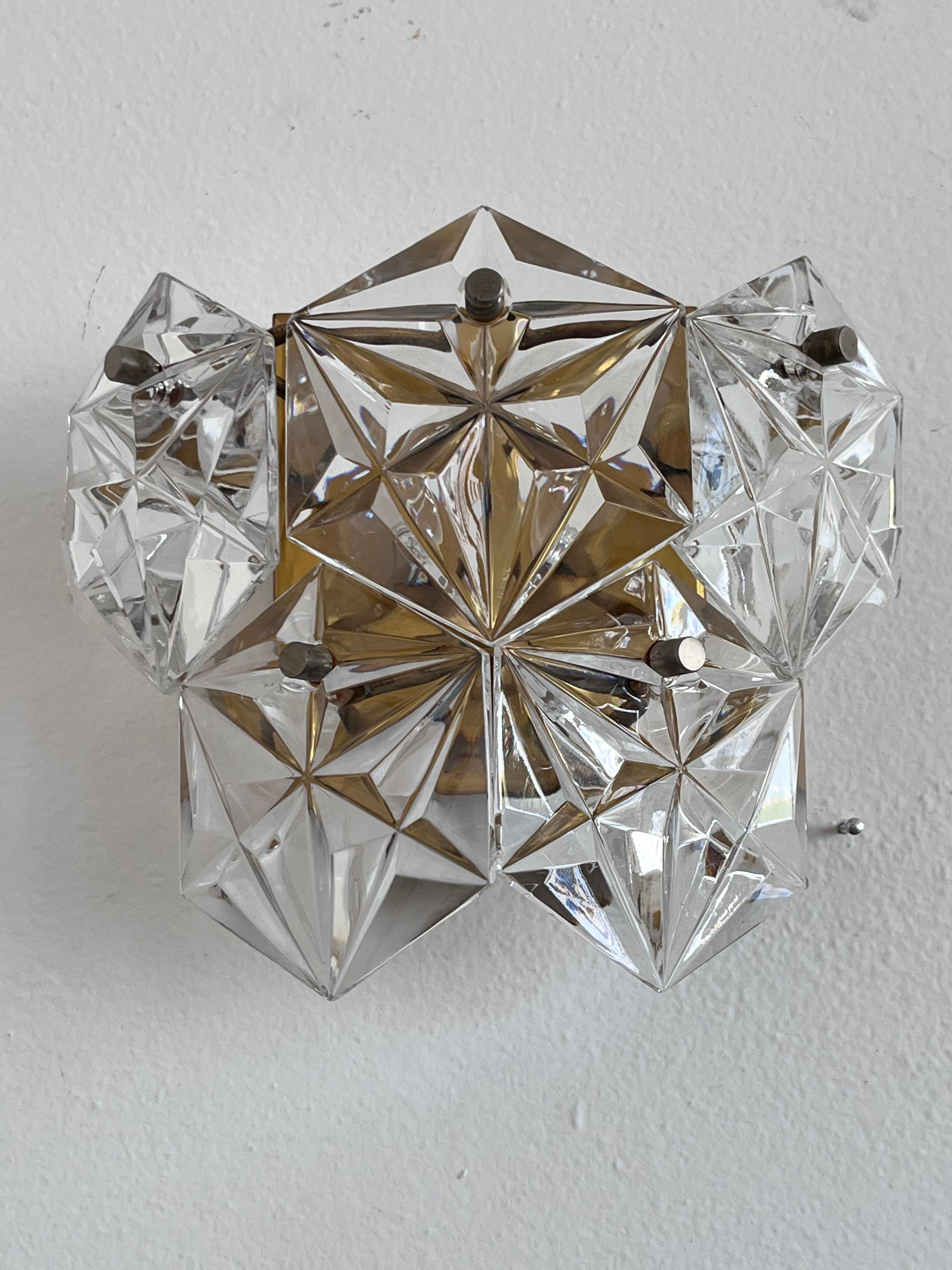 Lámpara de pared de cristal de diseño de mediados de siglo de Kinkeldey, Alemania, años 70 Vidrio en venta