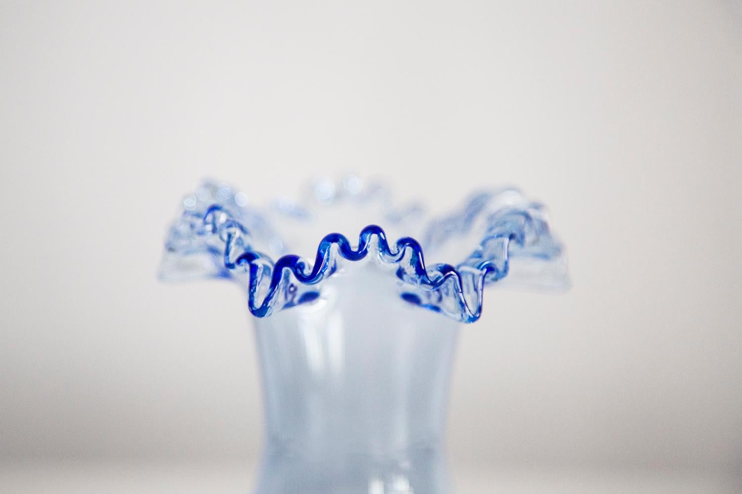 Midcentury Glass Light Blue Vase with a Frill, Europe, 1960s In Good Condition For Sale In 05-080 Hornowek, PL