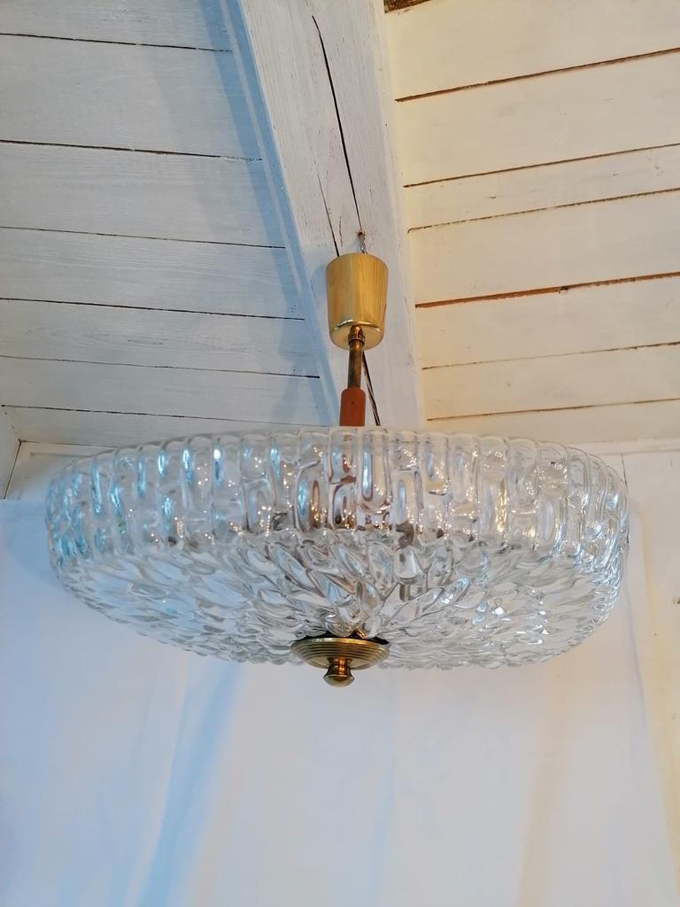 Milieu du XXe siècle Lampe à suspension en verre du milieu du siècle dernier de Rupert Nikoll en vente