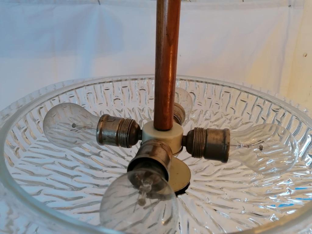 Lampe à suspension en verre du milieu du siècle dernier de Rupert Nikoll en vente 1