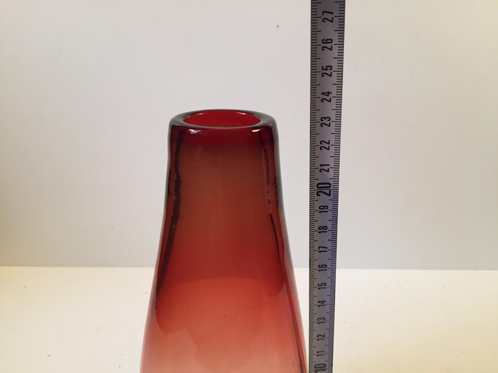 Vaso in vetro di metà secolo di Nils Landberg per Orrefors, anni '50 In condizioni buone in vendita a Esbjerg, DK
