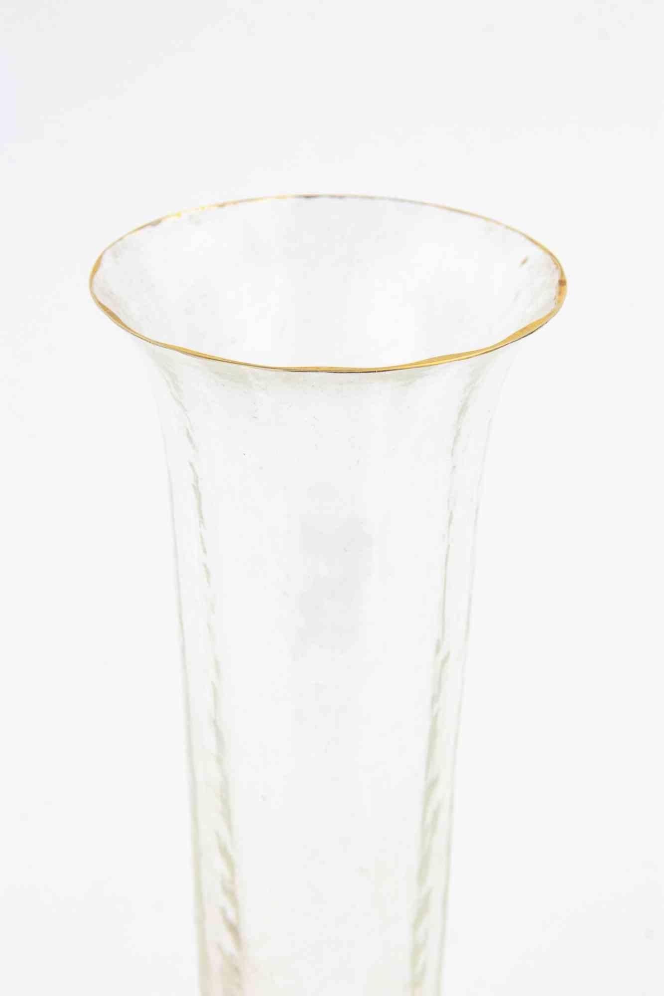 Vaso in vetro di metà secolo con sovrapposizioni dorate, anni '30 In condizioni buone in vendita a Roma, IT