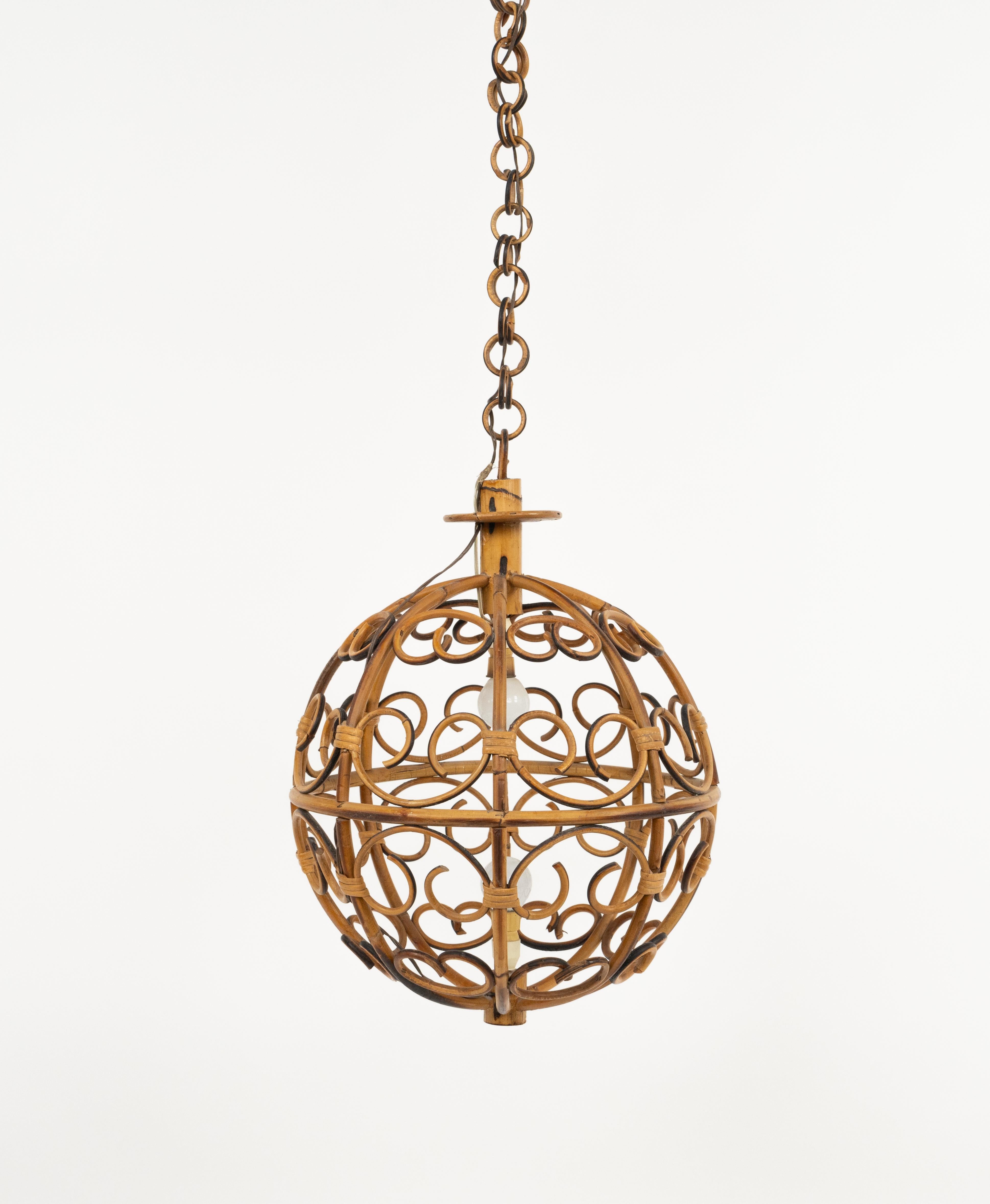 Mid-20th Century Midcentury Globe Chandelier in Rattan and Bamboo, Italy 1960s For Sale