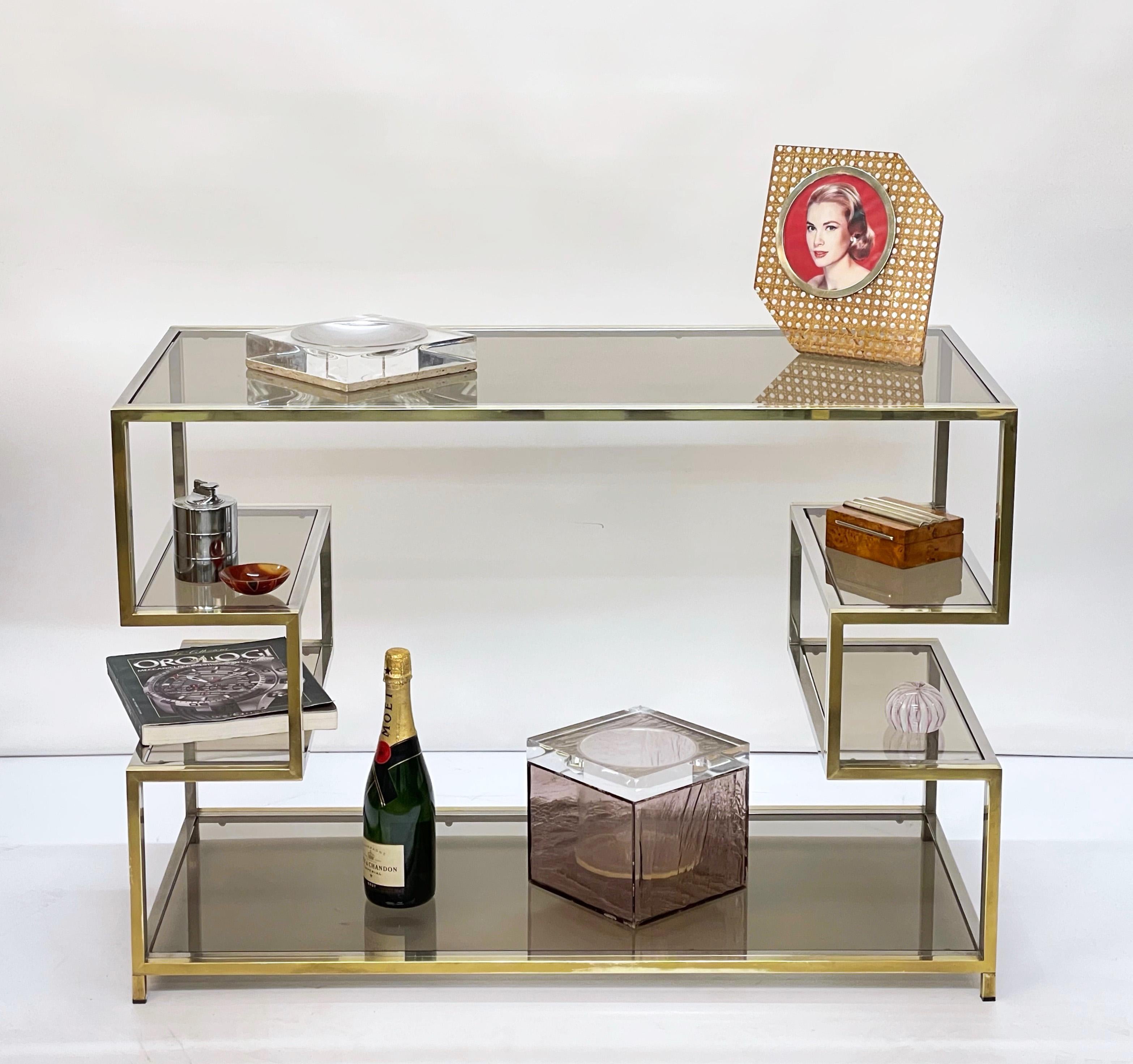 Midcentury Gold Brass and Glass Italian Console Table in Romeo Rega Style, 1970s In Good Condition For Sale In Roma, IT