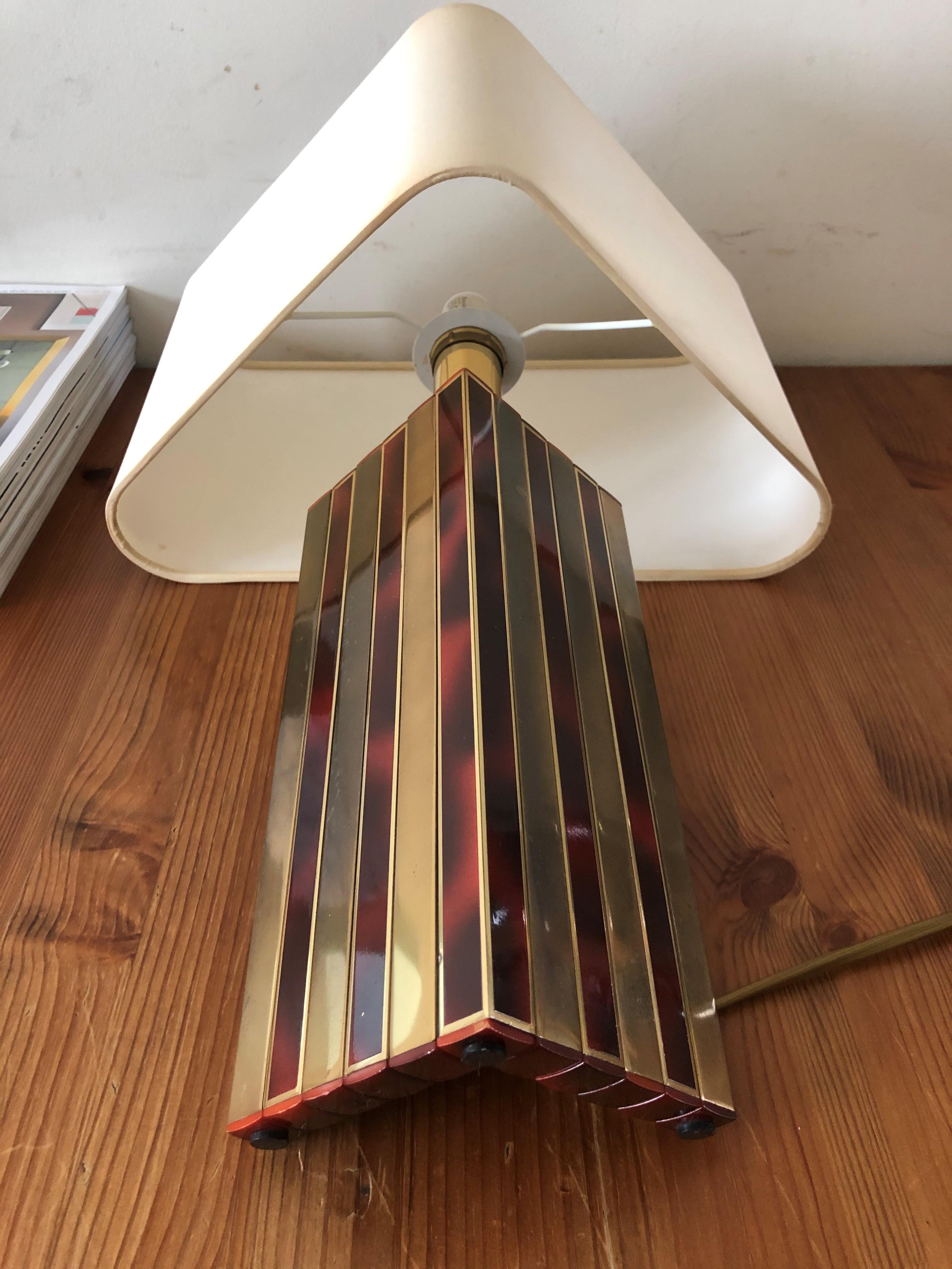 Midcentury Golden Brass and Tortoiseshell Enamel Table Lamp by BD Lumica, 1970s In Good Condition For Sale In Badajoz, Badajoz