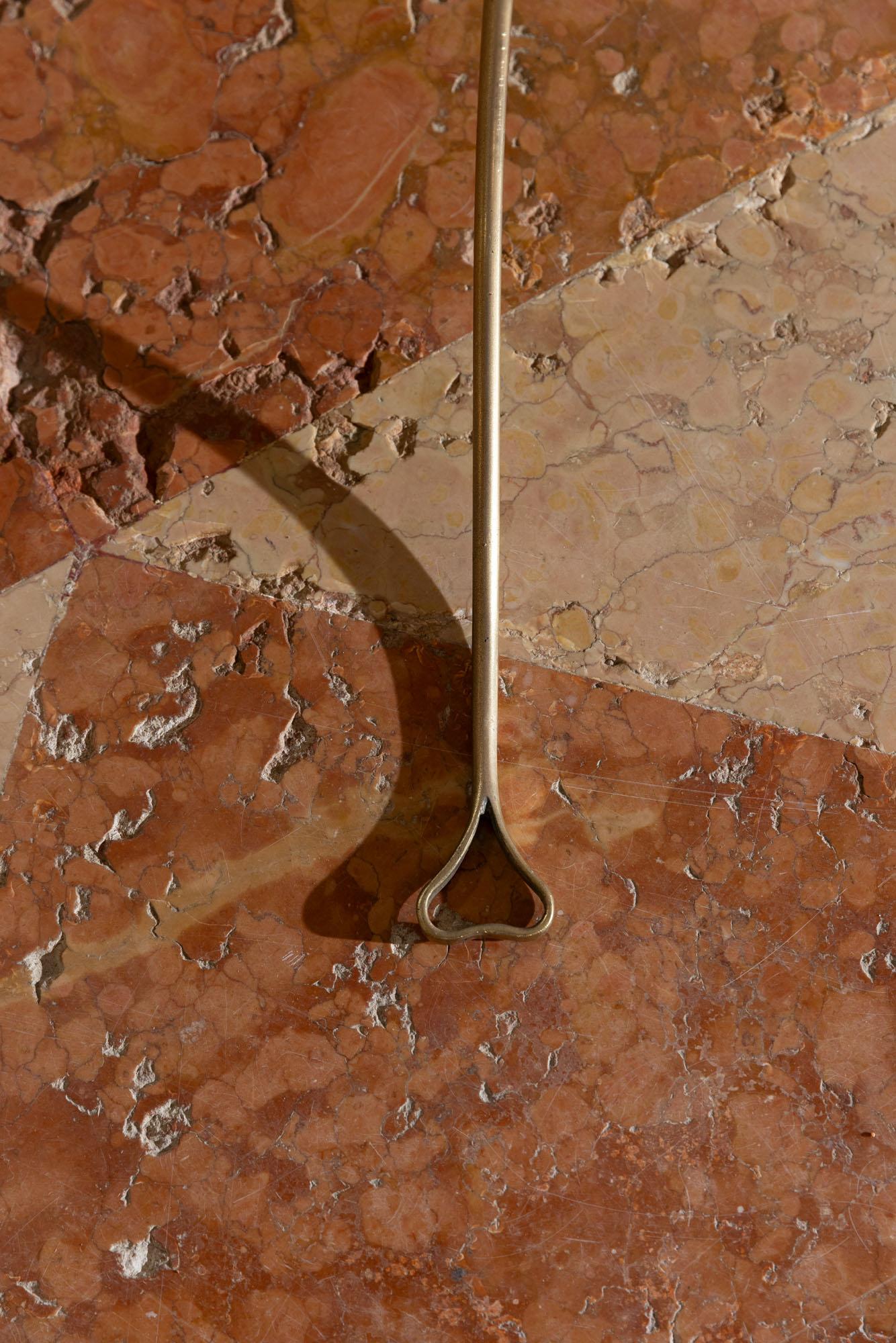 Midcentury golden brass vase holder, Italy 1950 For Sale 4