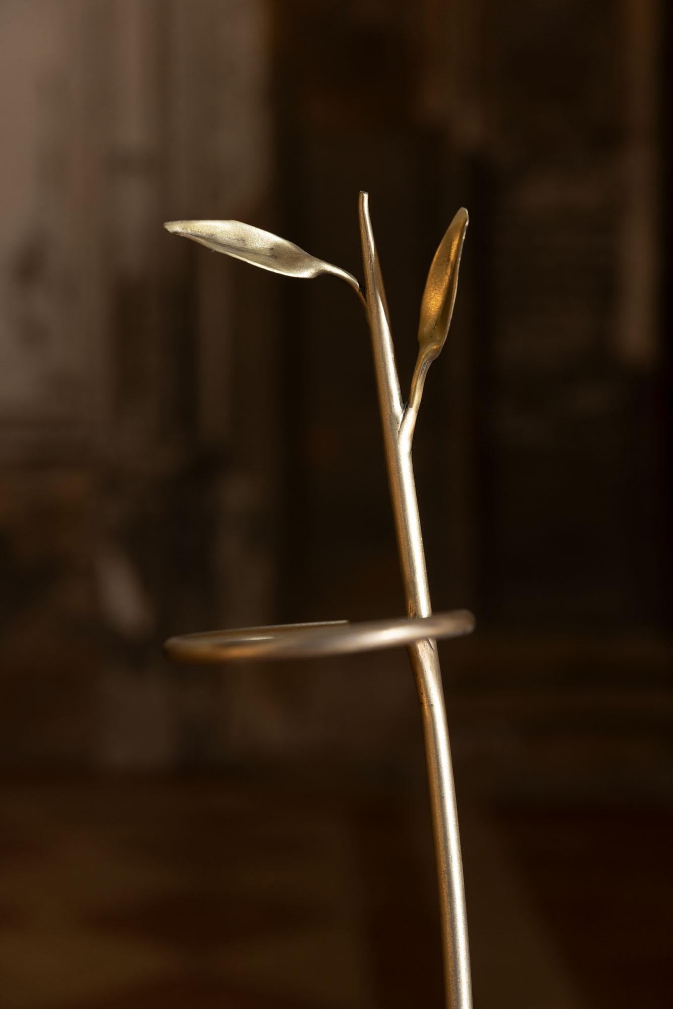 Midcentury golden brass vase holder, Italy 1950 For Sale 2