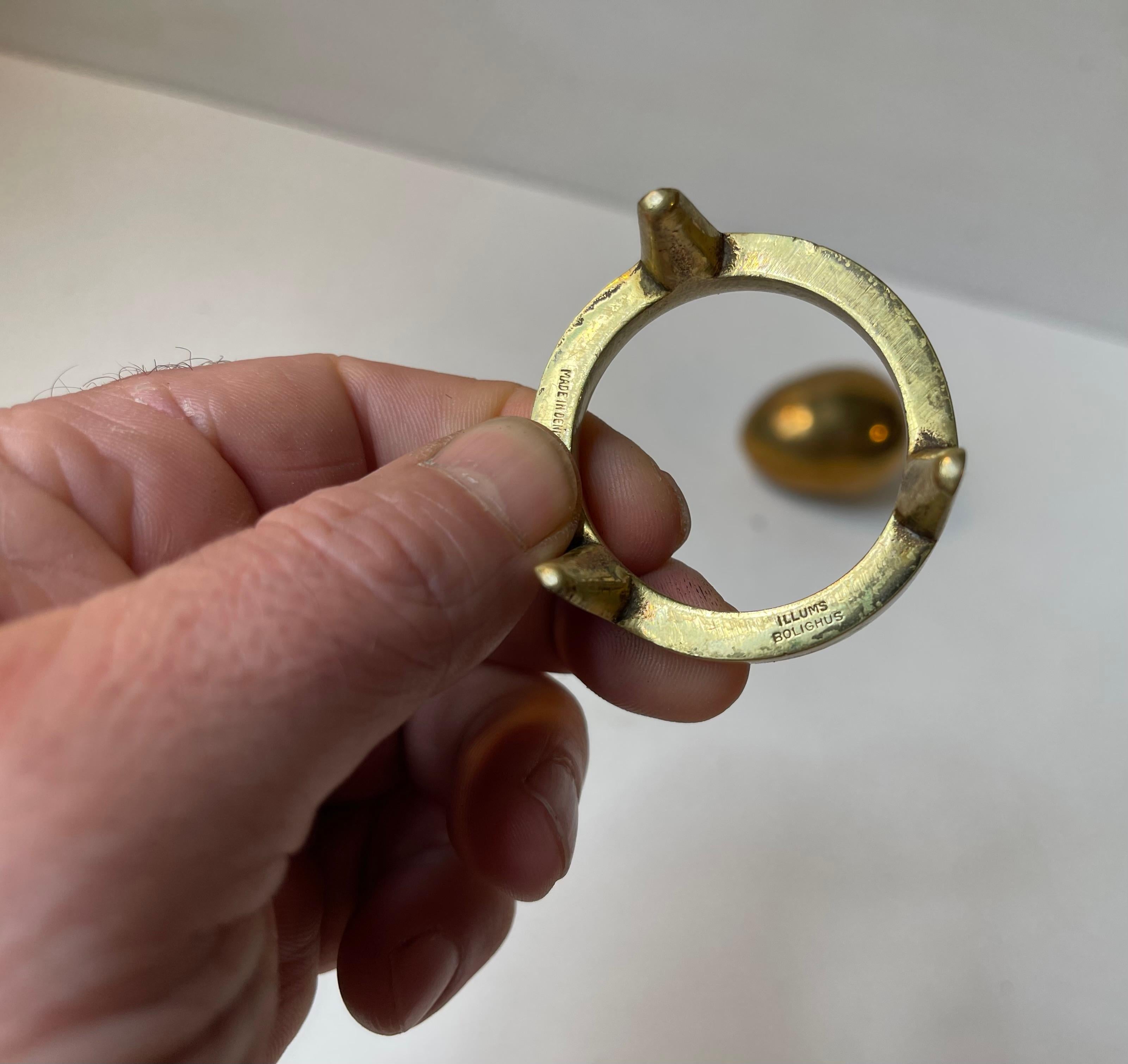 Danese Uovo in bronzo 'dorato' di Illum Bolighus in vendita