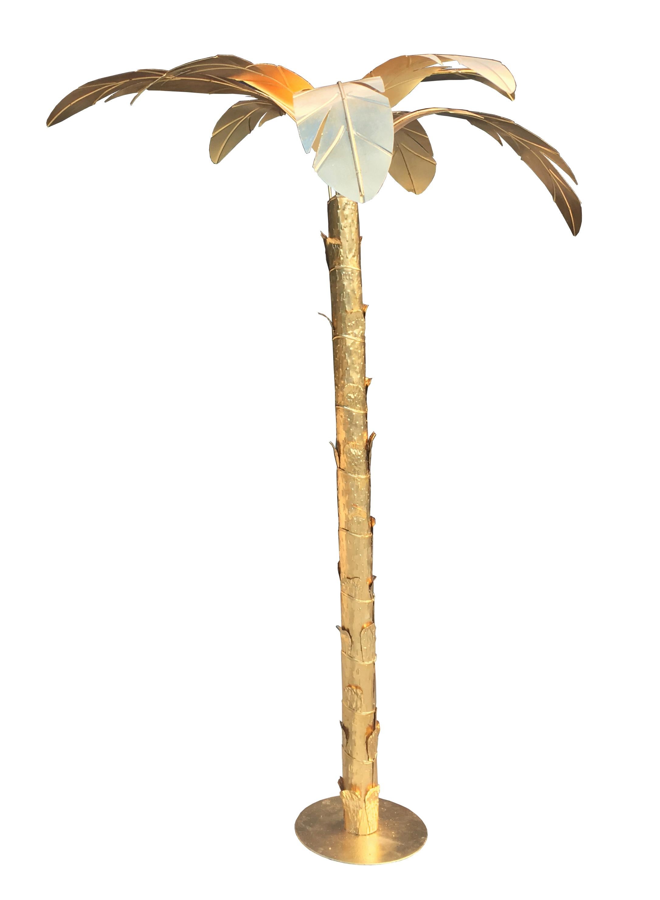 Palm tree or banana tree sculpture 1970s gold metal with gold leaf with 8 removable leaves.