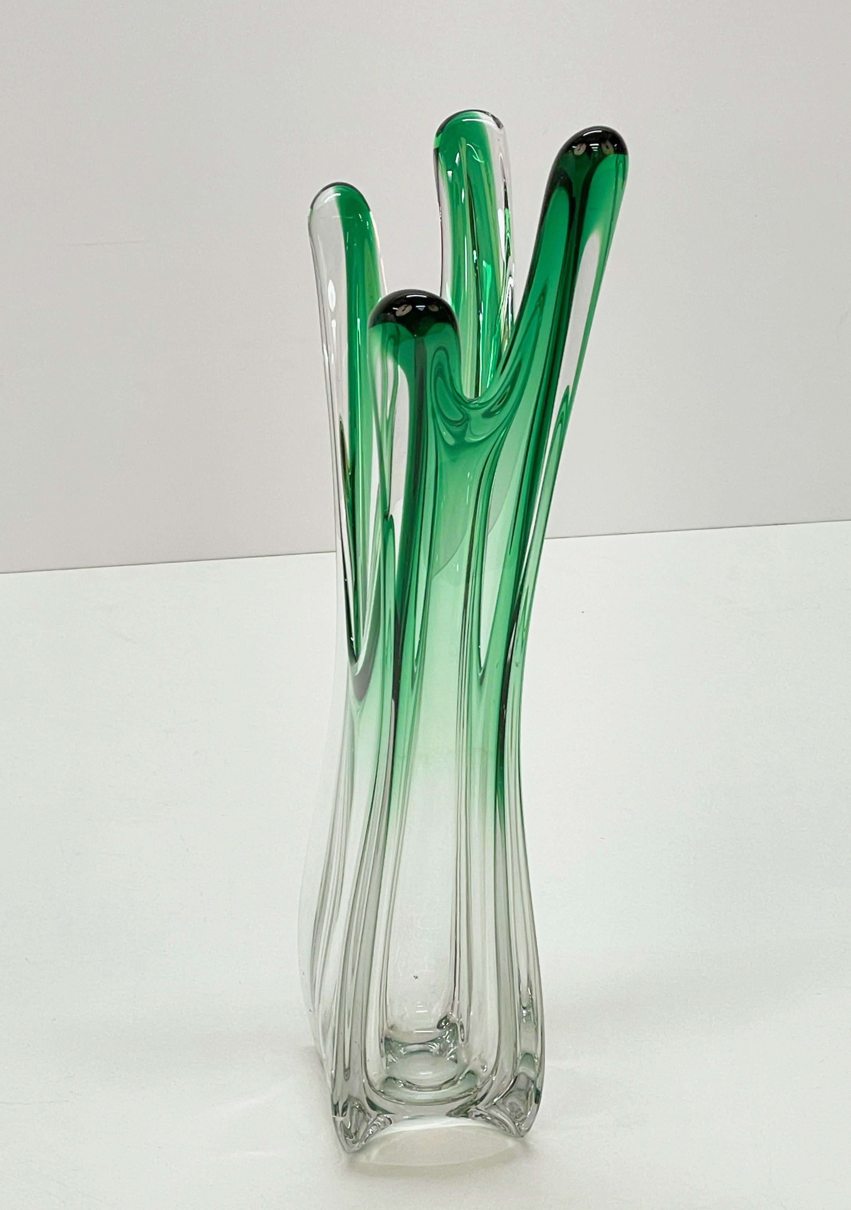 Midcentury Green Art Murano Glass Italian Vase Attributed to F.lli Toso, 1950s For Sale 10