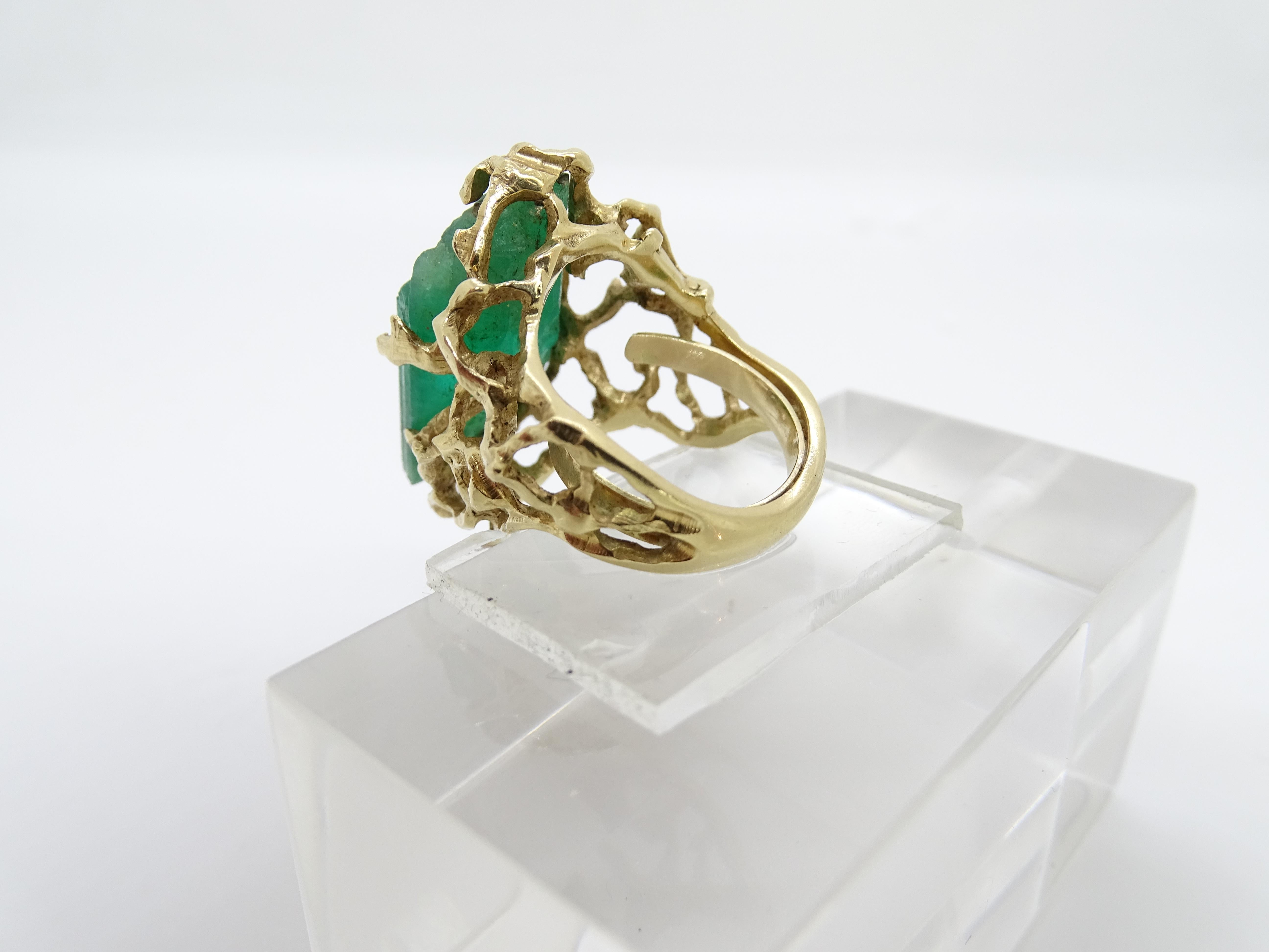 Midcentury green Italian ring, organic design, Beryl, 18kt gold For Sale 8