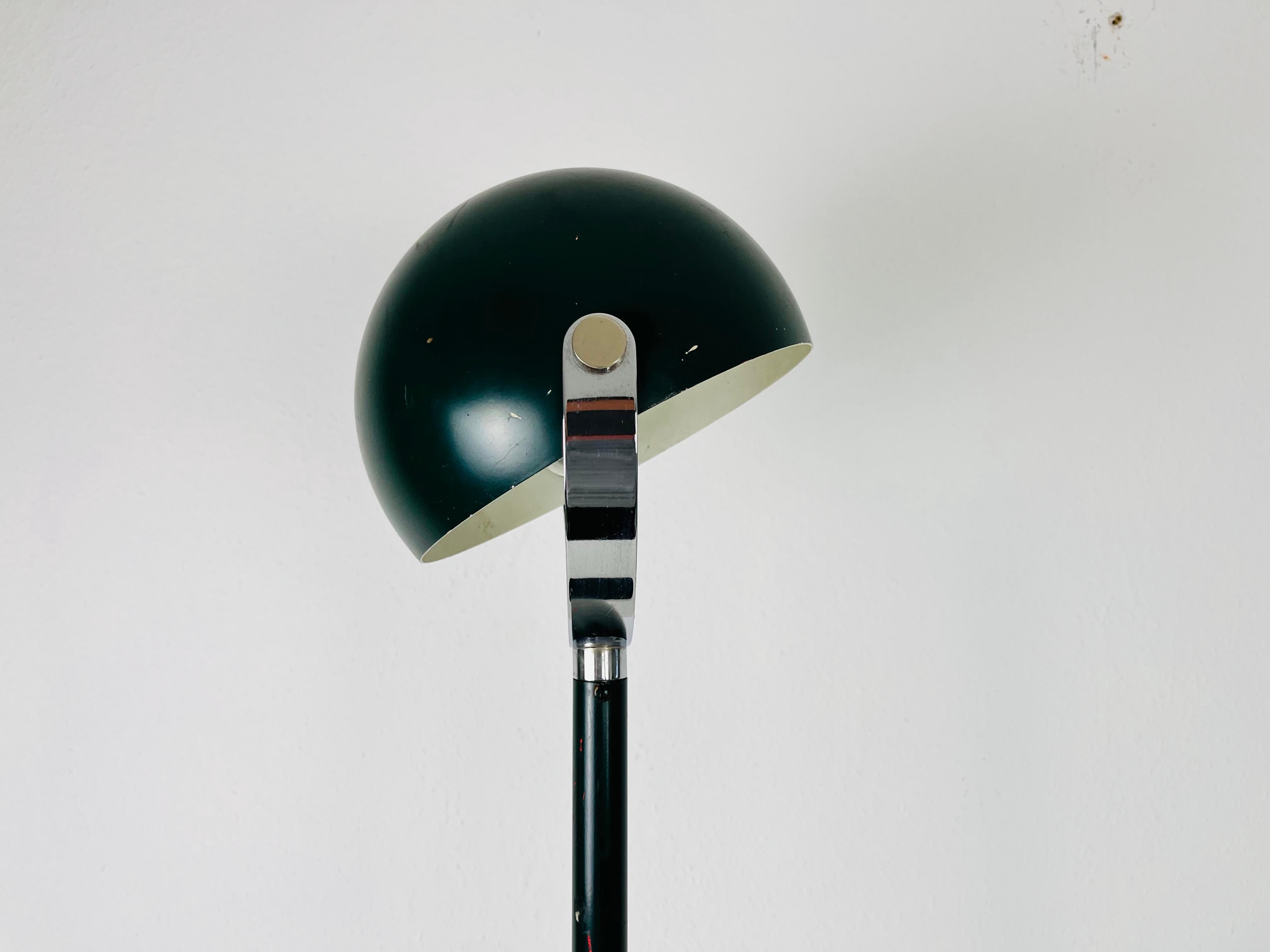 Midcentury Green Space Age Floor Lamp, Germany, 1960s In Good Condition For Sale In Hagenbach, DE