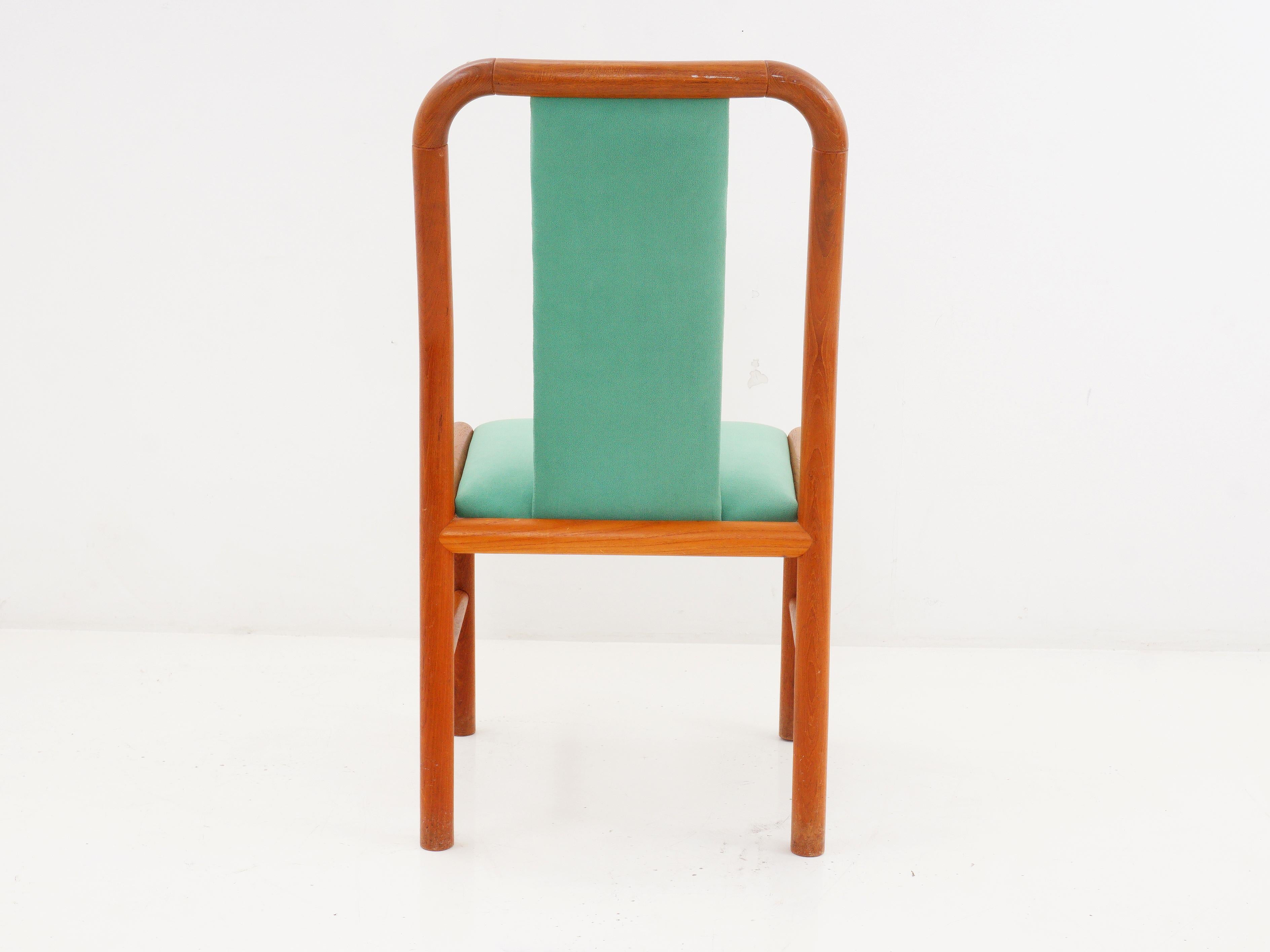 Midcentury Green Upholstered Dining Chairs, 1970s In Good Condition For Sale In Philadelphia, PA