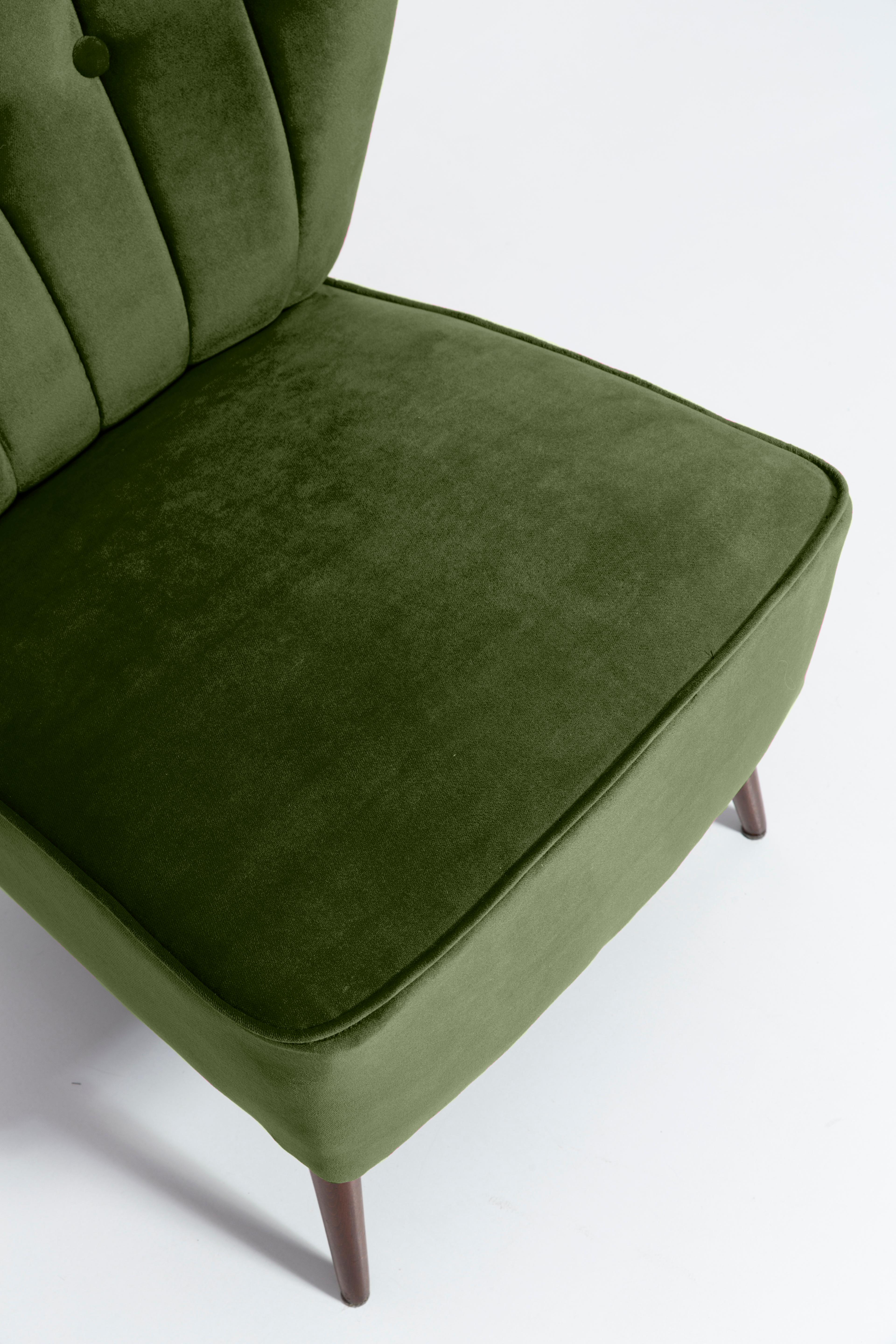 Midcentury Green Velvet Club Armchair, Europe, 1960s For Sale 4