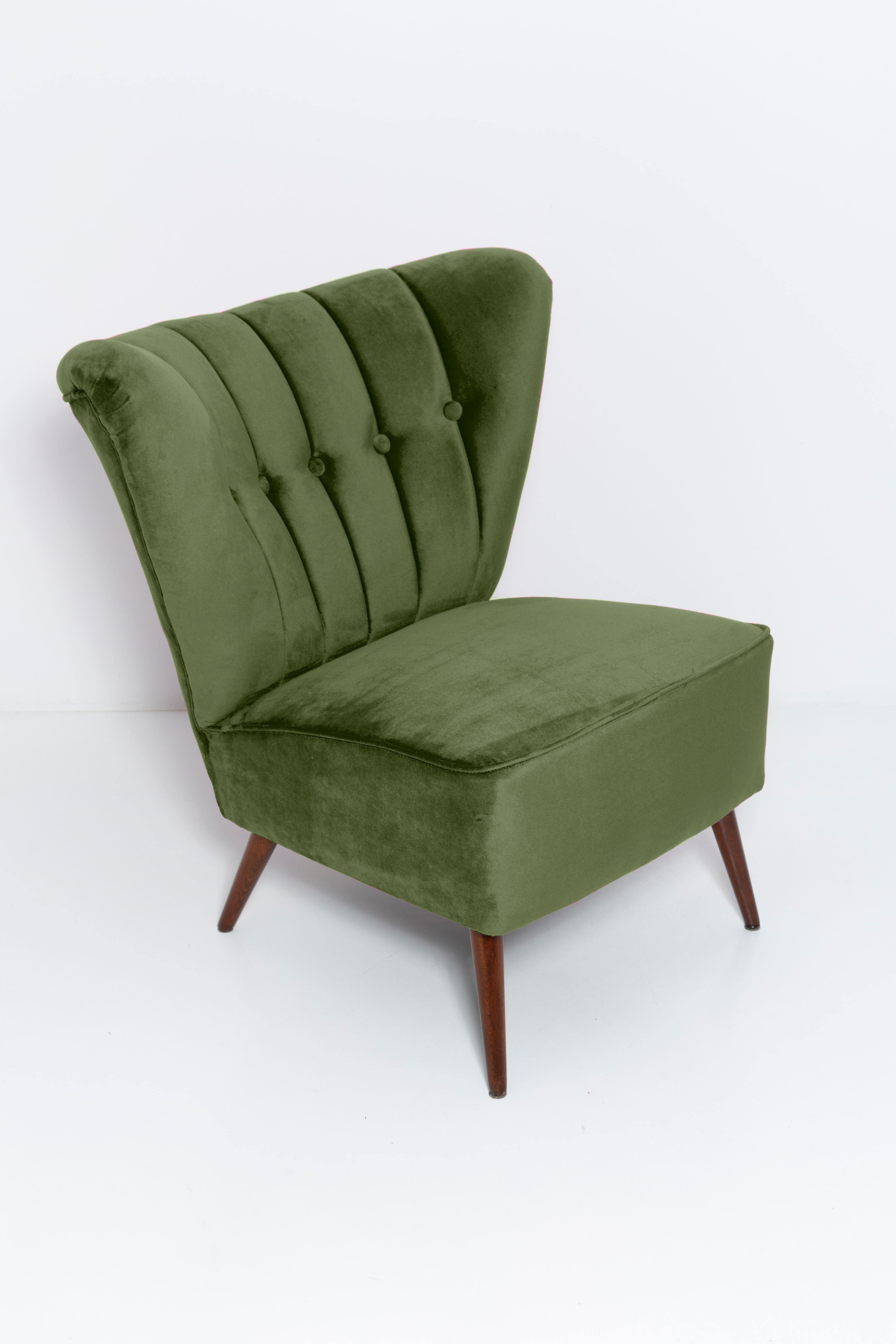 Mid-Century Modern Midcentury Green Velvet Club Armchair, Europe, 1960s For Sale