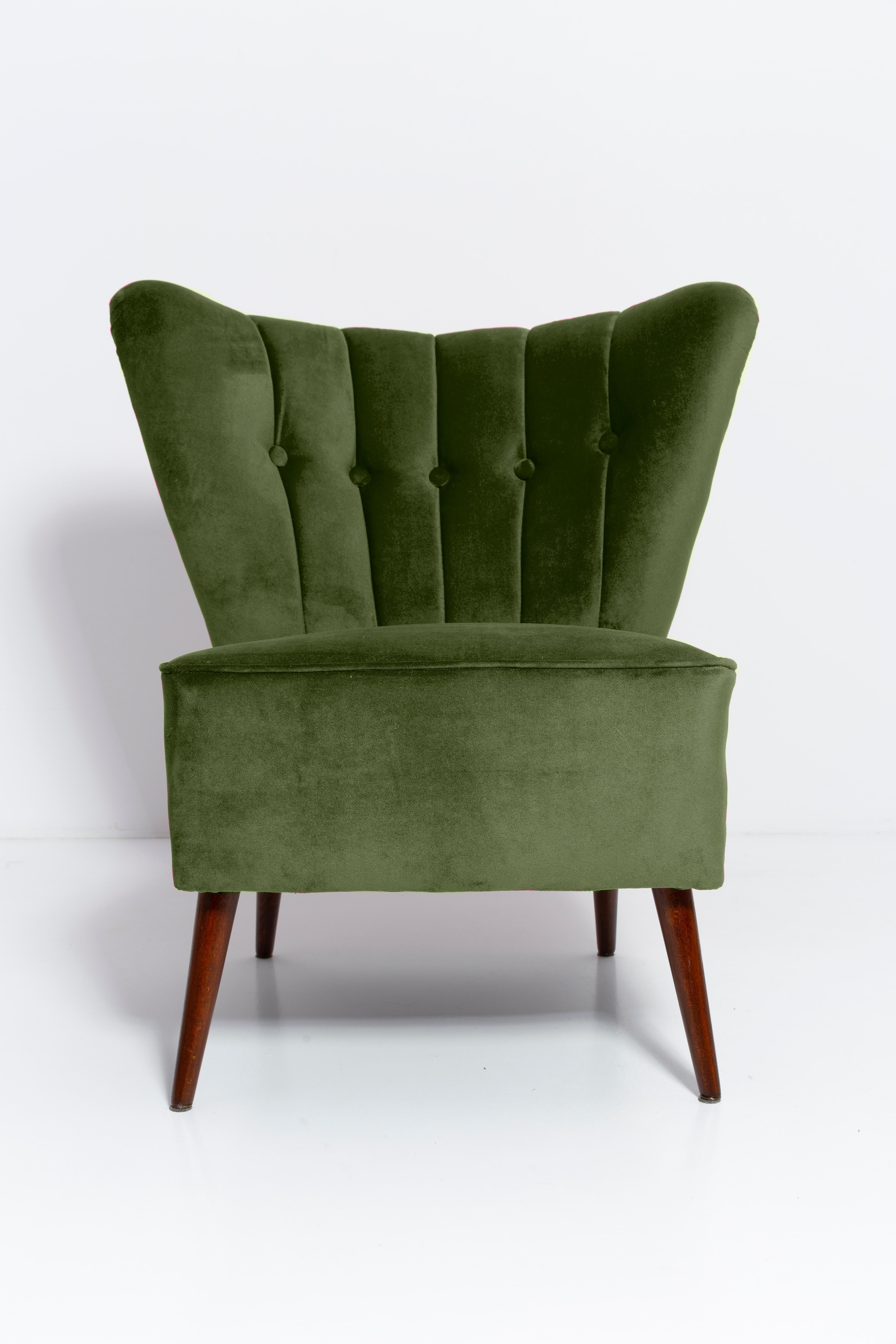 Midcentury Green Velvet Club Armchair, Europe, 1960s For Sale 2