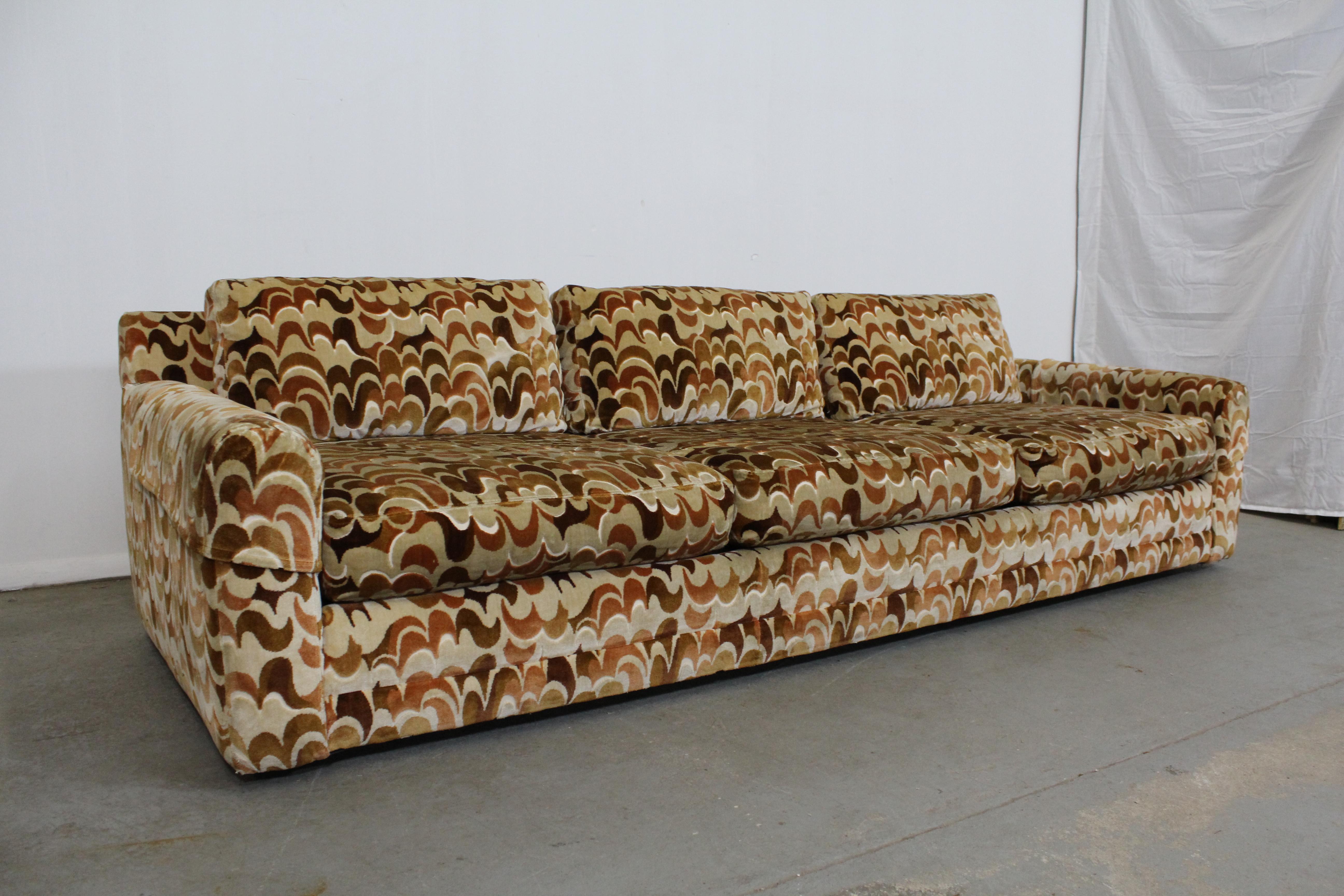 Midcentury Groovy Sofa by Milo Baughman for Selig
Offered is a mid-century modern sofa made by Selig. This is a three-seat. It is in very good condition for its age (upholstery in usable condition, light fading, small tear on corner, age wear, see