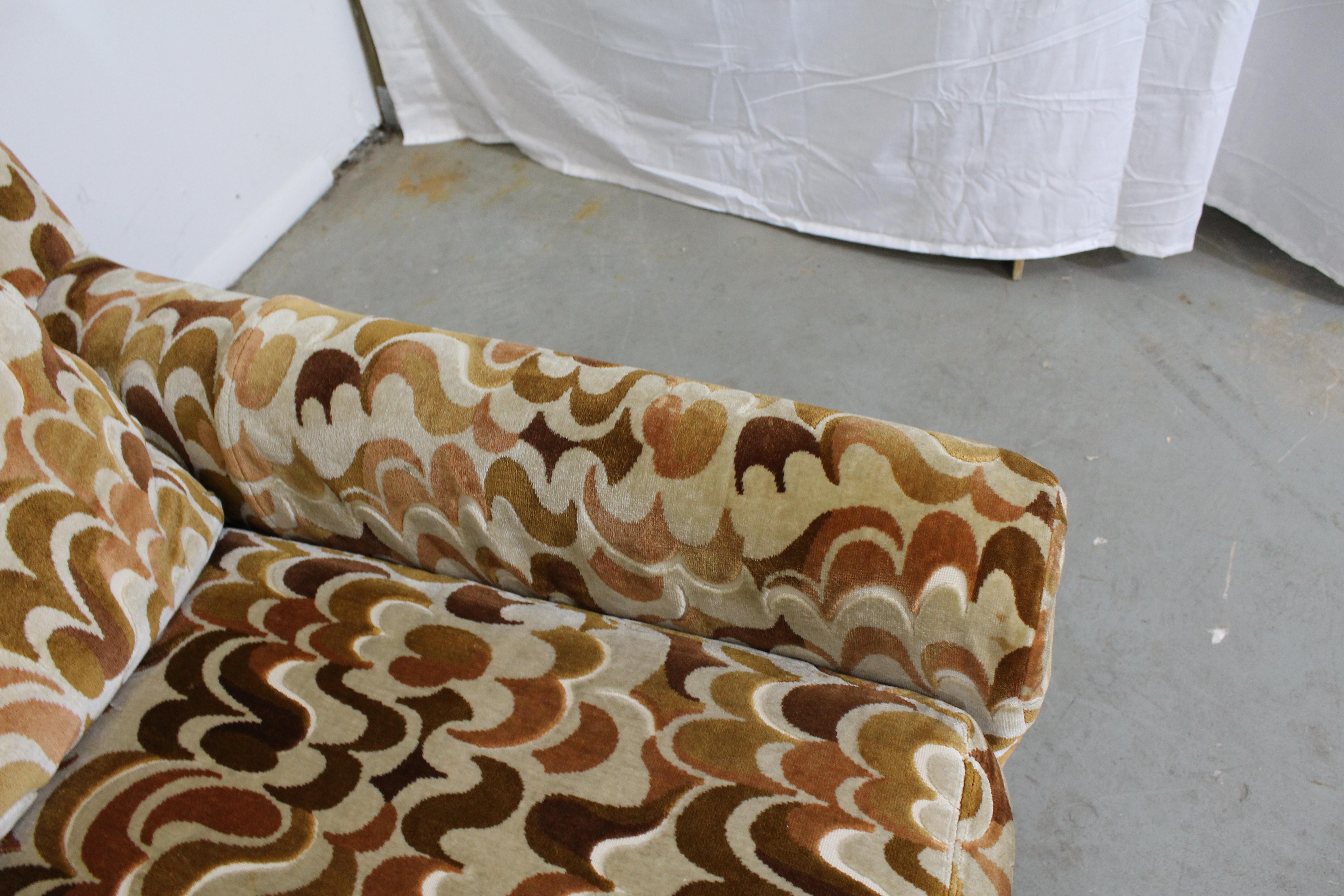 Mid-20th Century Midcentury Groovy Sofa by Milo Baughman for Selig