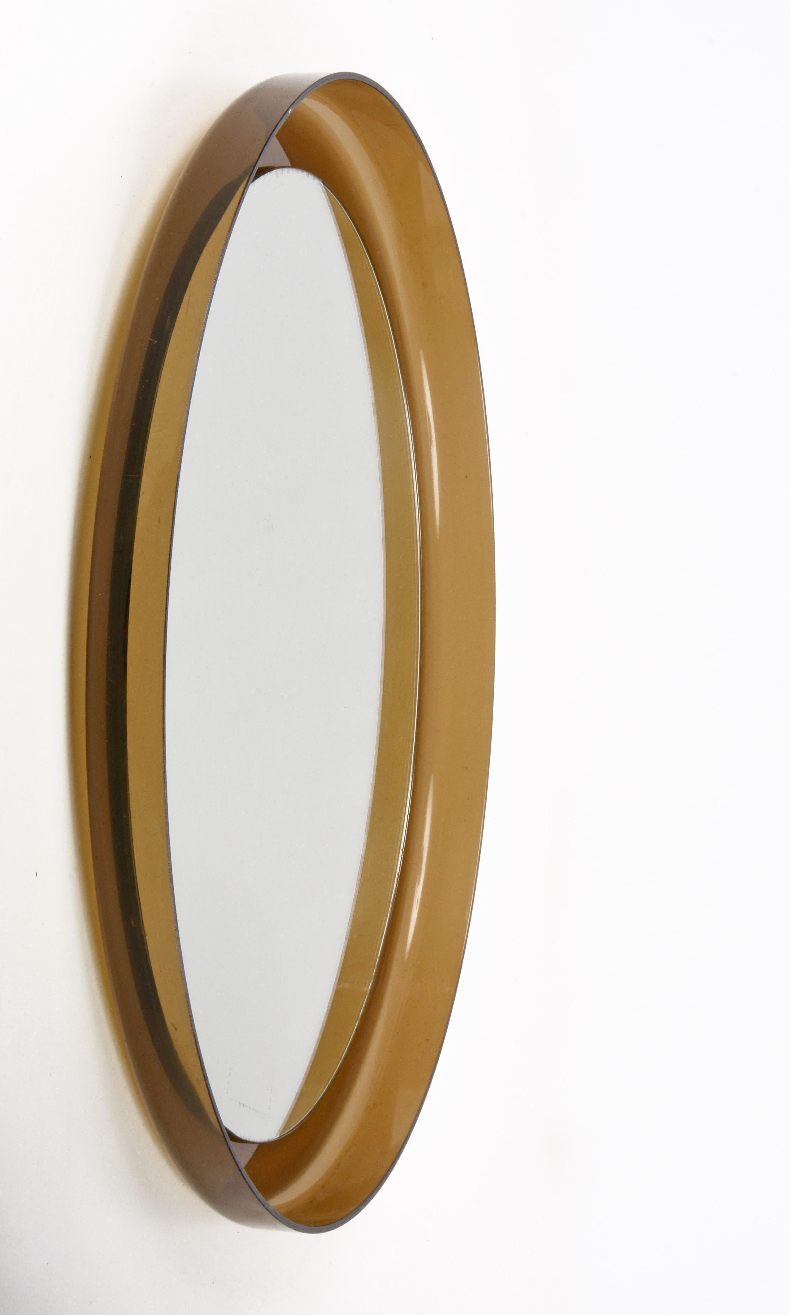 Midcentury Guzzini Italian Round Lucite Smoked Brown Wall Mirror, 1960s For Sale 7