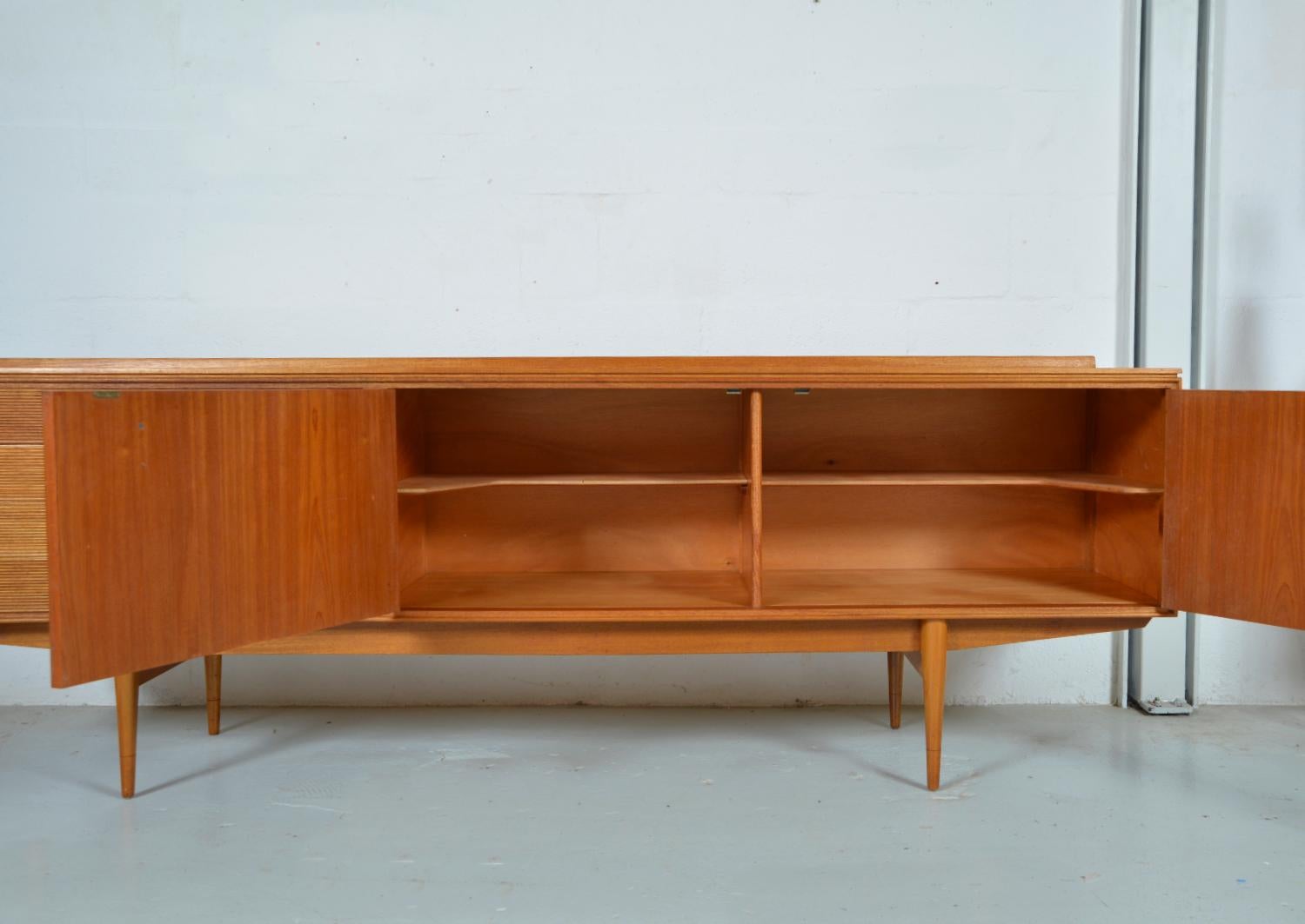 Midcentury Hamilton Sideboard Credenza Robert Heritage for Archie Shine 1950s UK For Sale 1