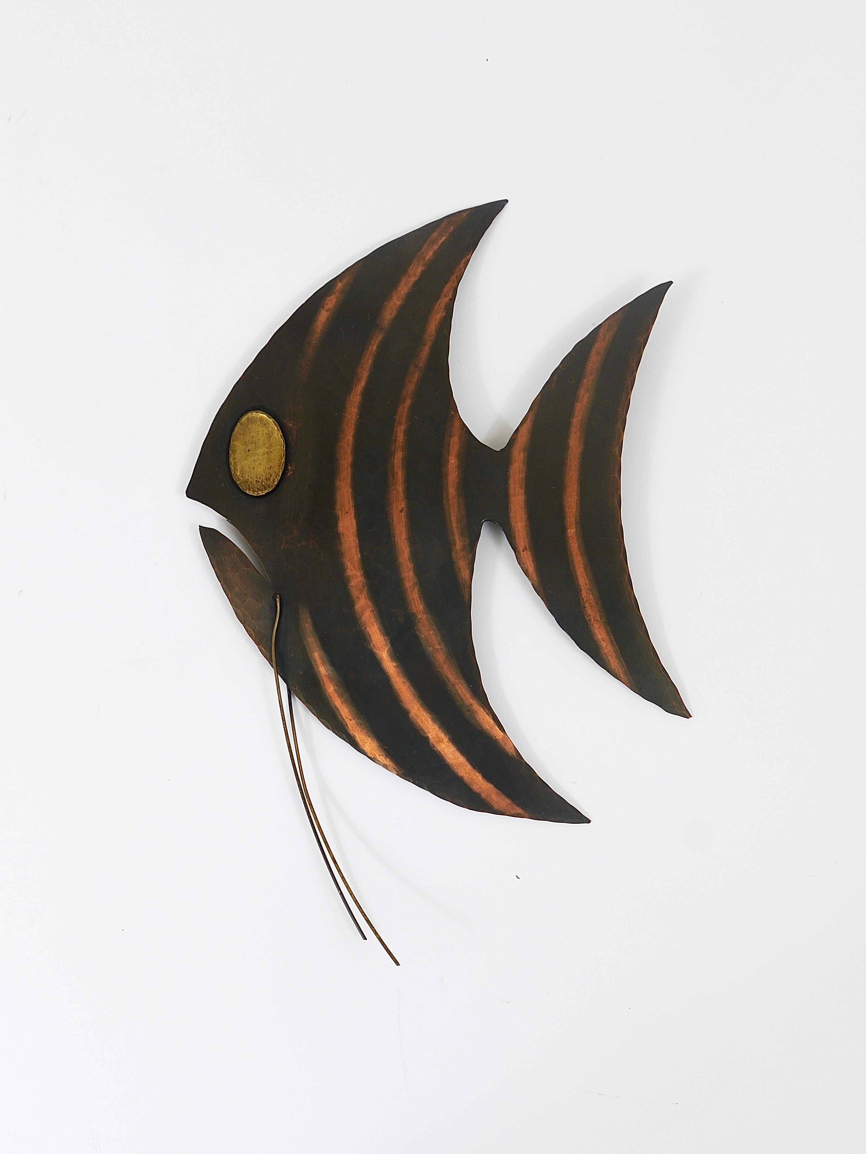 20th Century Midcentury Hammered Angel Fish Wall Plaque Sculpture, Copper, Austria, 1950s For Sale