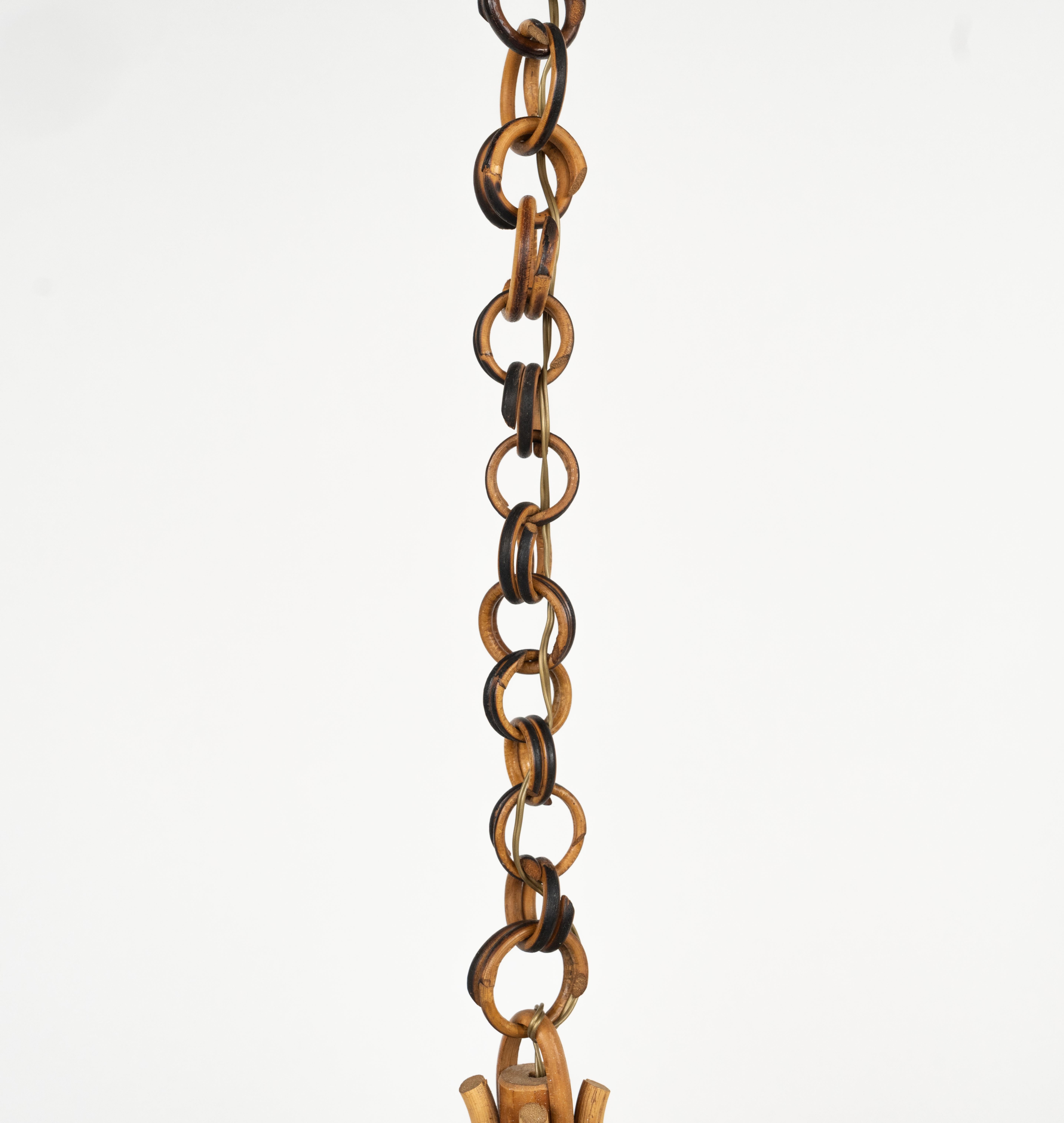 Midcentury Hand-Crafted Rattan and Bamboo Chandelier Pendant, Italy 1970s For Sale 5