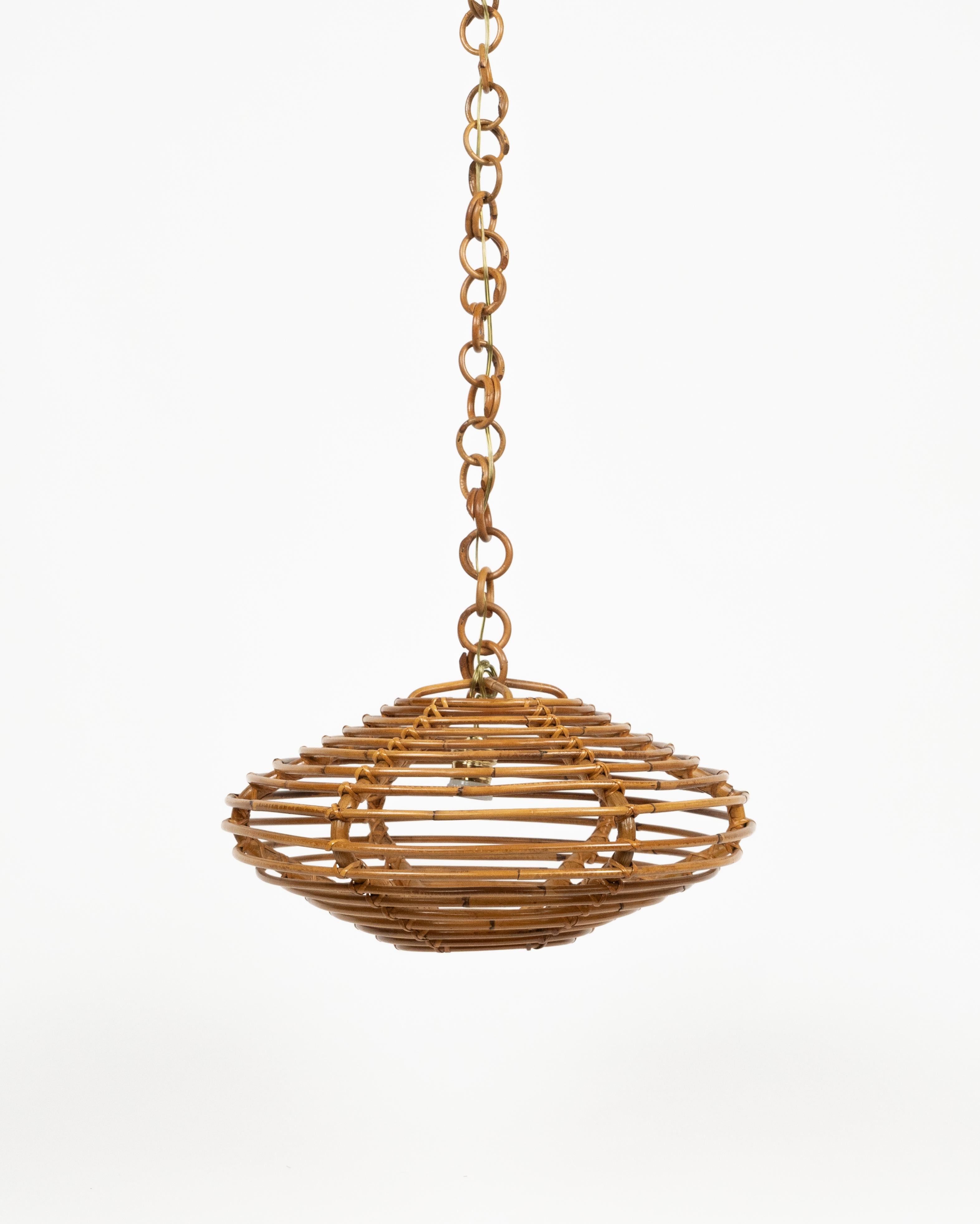 Handgefertigter Rattan-Kronleuchter im Louis Sognot-Stil aus der Mitte des Jahrhunderts, Italien 1960er Jahre im Angebot 6