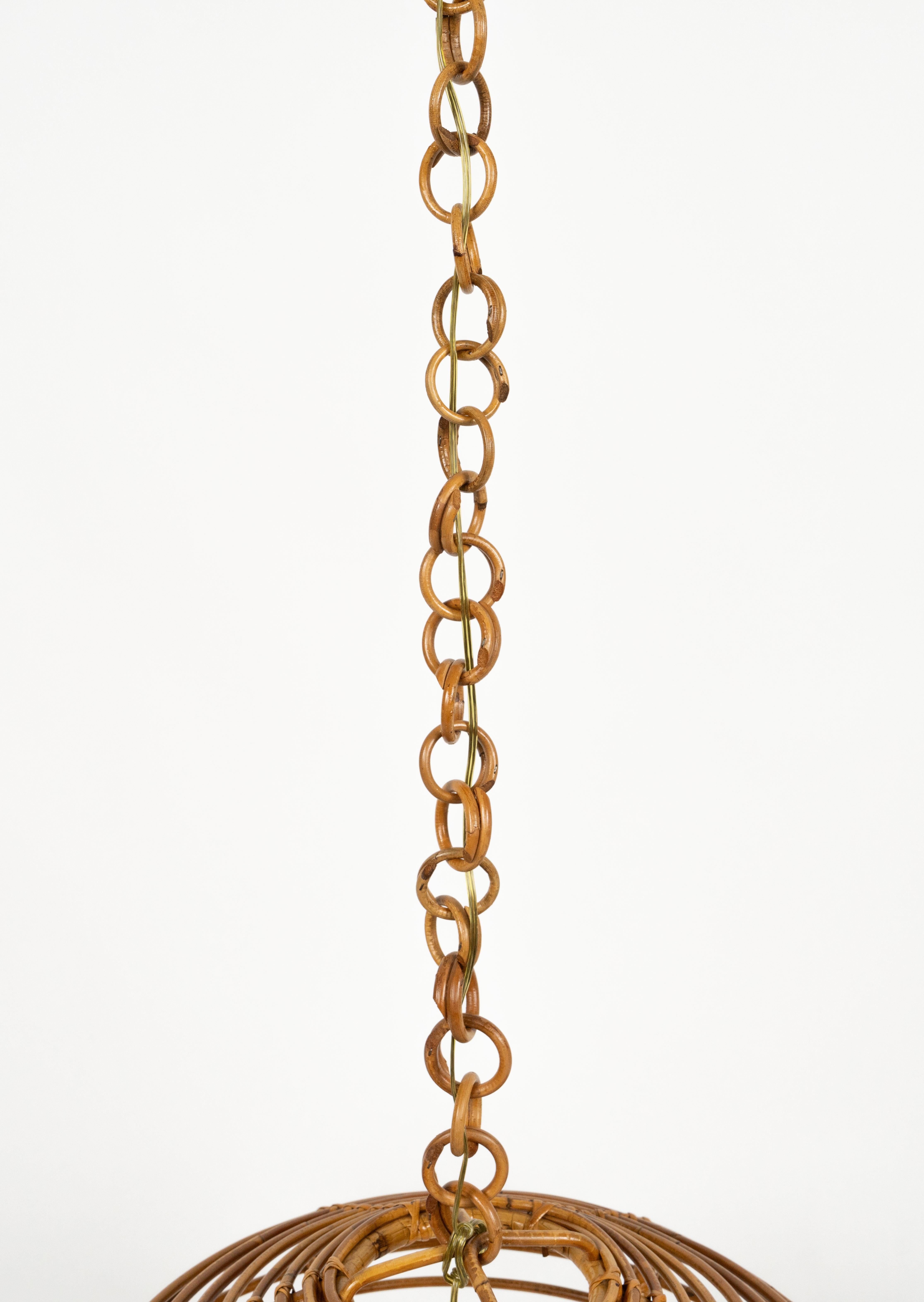 Handgefertigter Rattan-Kronleuchter im Louis Sognot-Stil aus der Mitte des Jahrhunderts, Italien 1960er Jahre im Angebot 8
