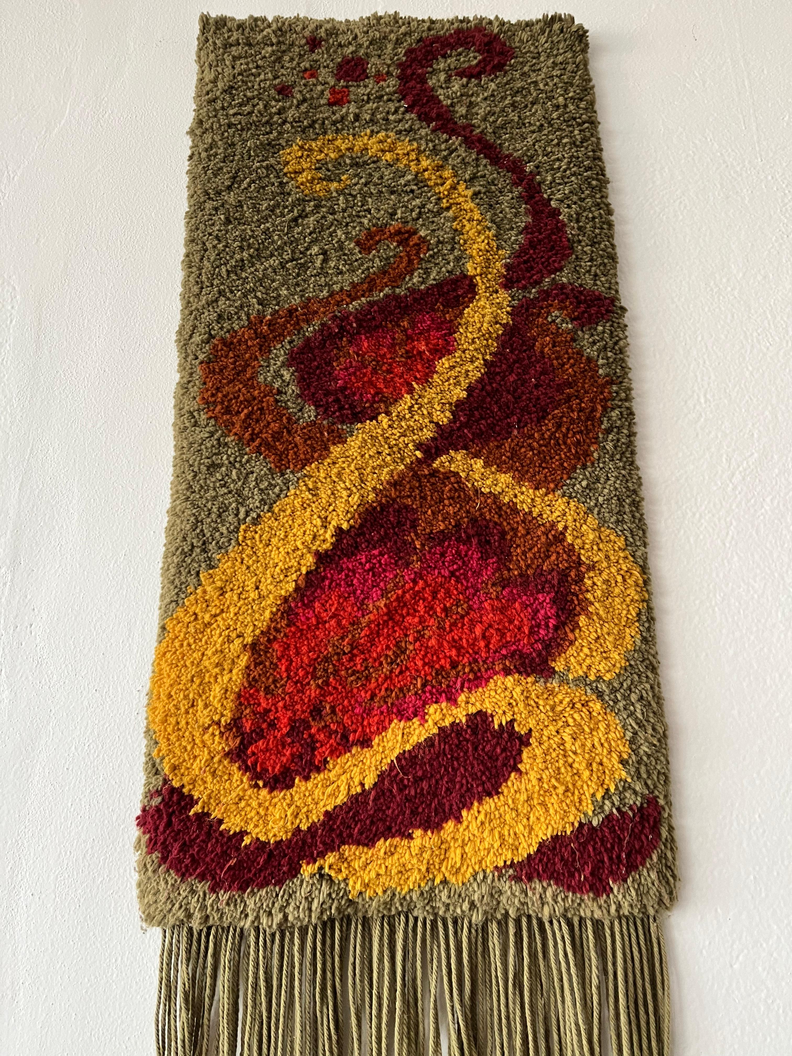 Mid-Century Modern Midcentury Hand made wool Wall Tapestry  1970s For Sale