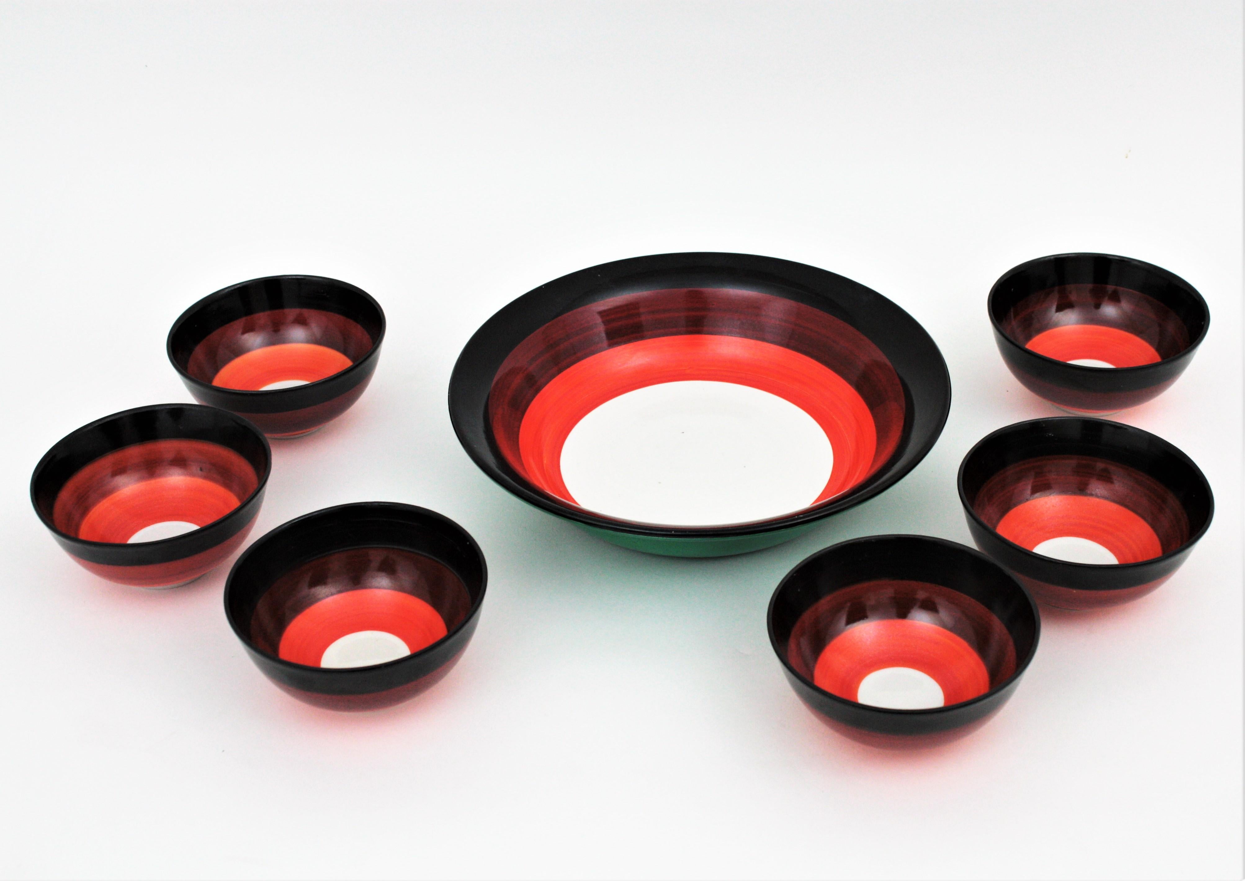 20th Century Midcentury Hand Painted Ceramic Set of Bowls / Dessert Serving Set For Sale