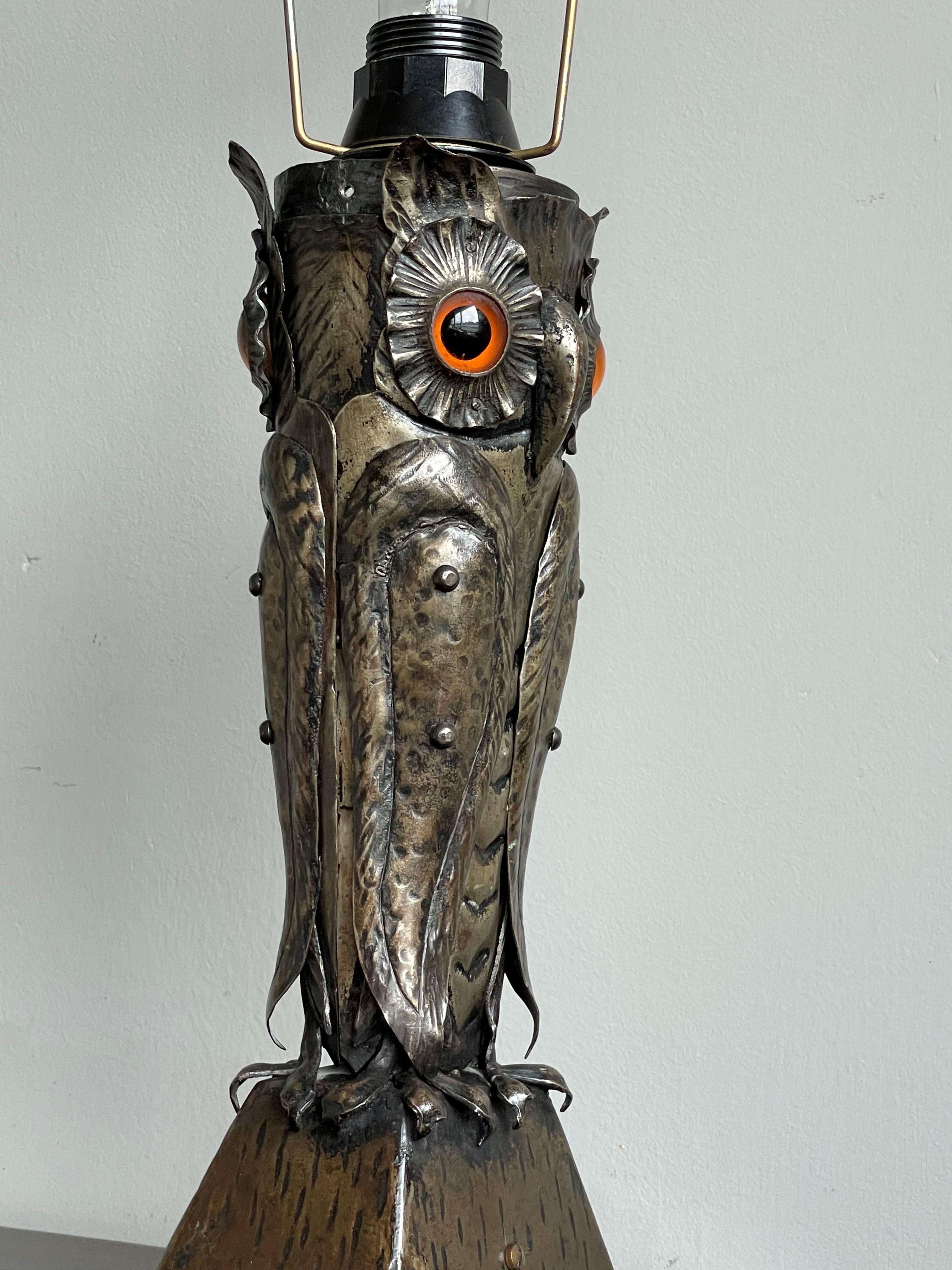 Mid-Century Handcrafted & Blackened Metal Owl with Glass Eyes Table or Desk Lamp 7