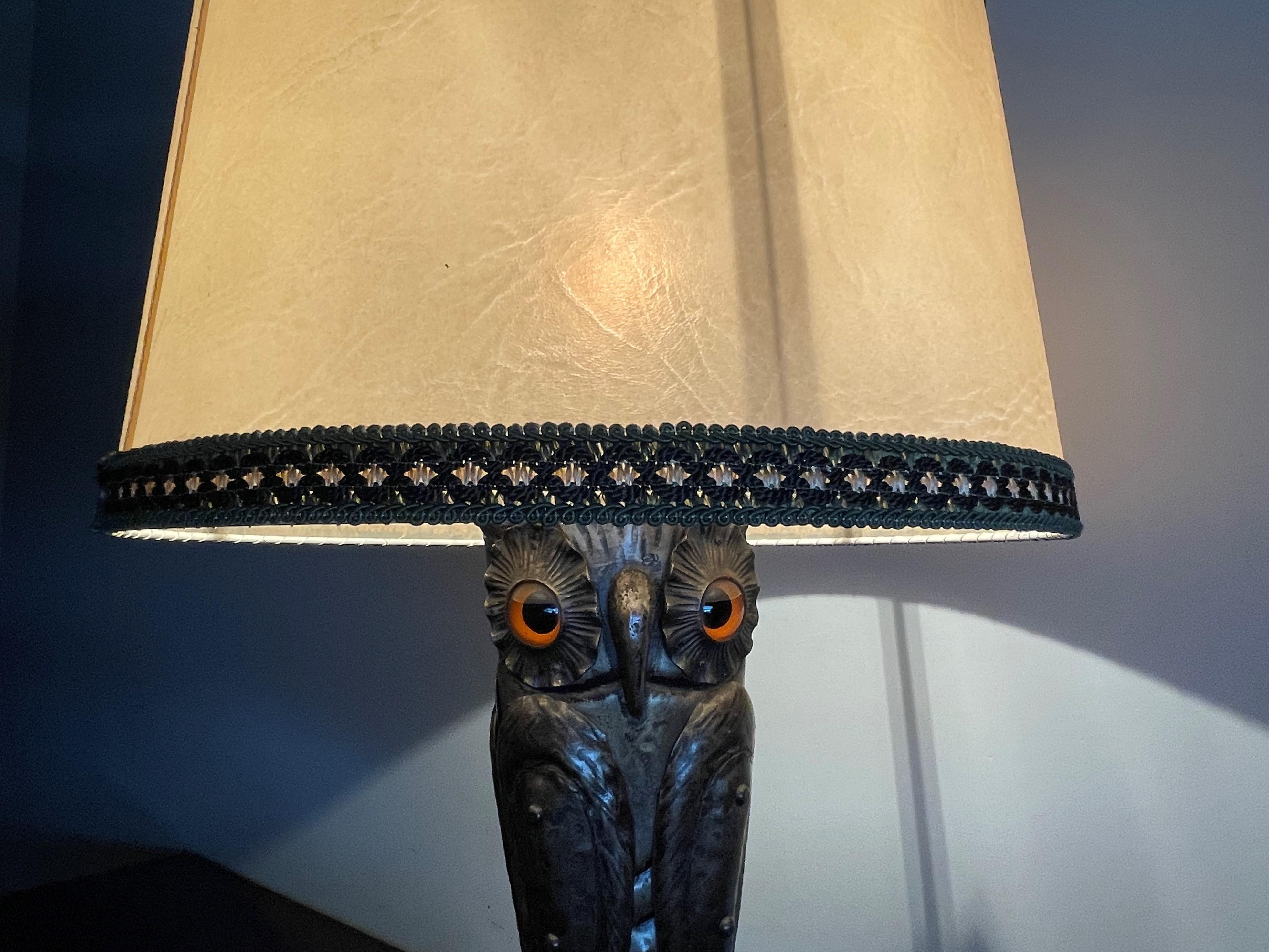 Mid-Century Handcrafted & Blackened Metal Owl with Glass Eyes Table or Desk Lamp 10