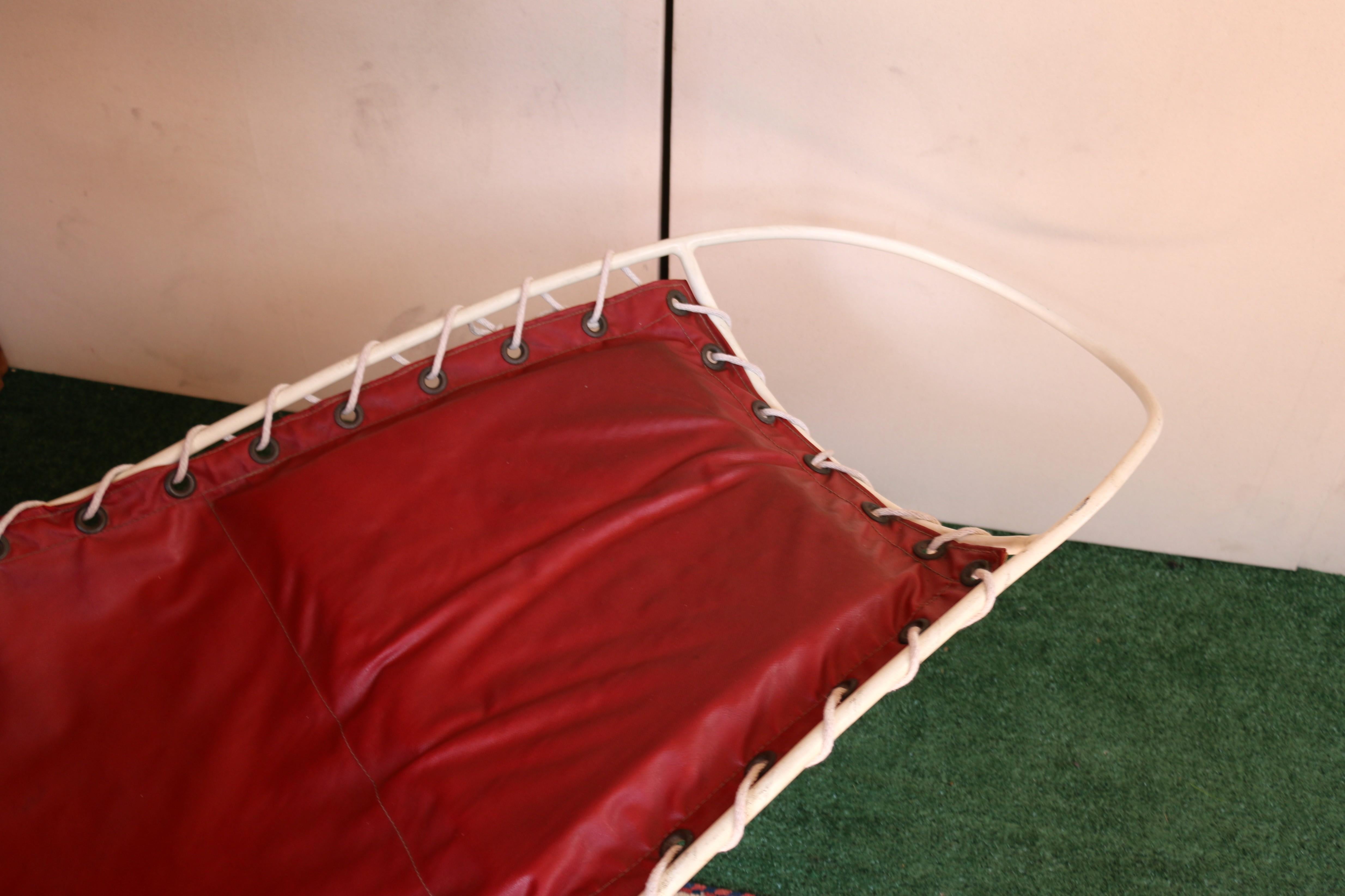 Chaise à feuilles suspendue du milieu du siècle par Rupert Oliver en vente 5