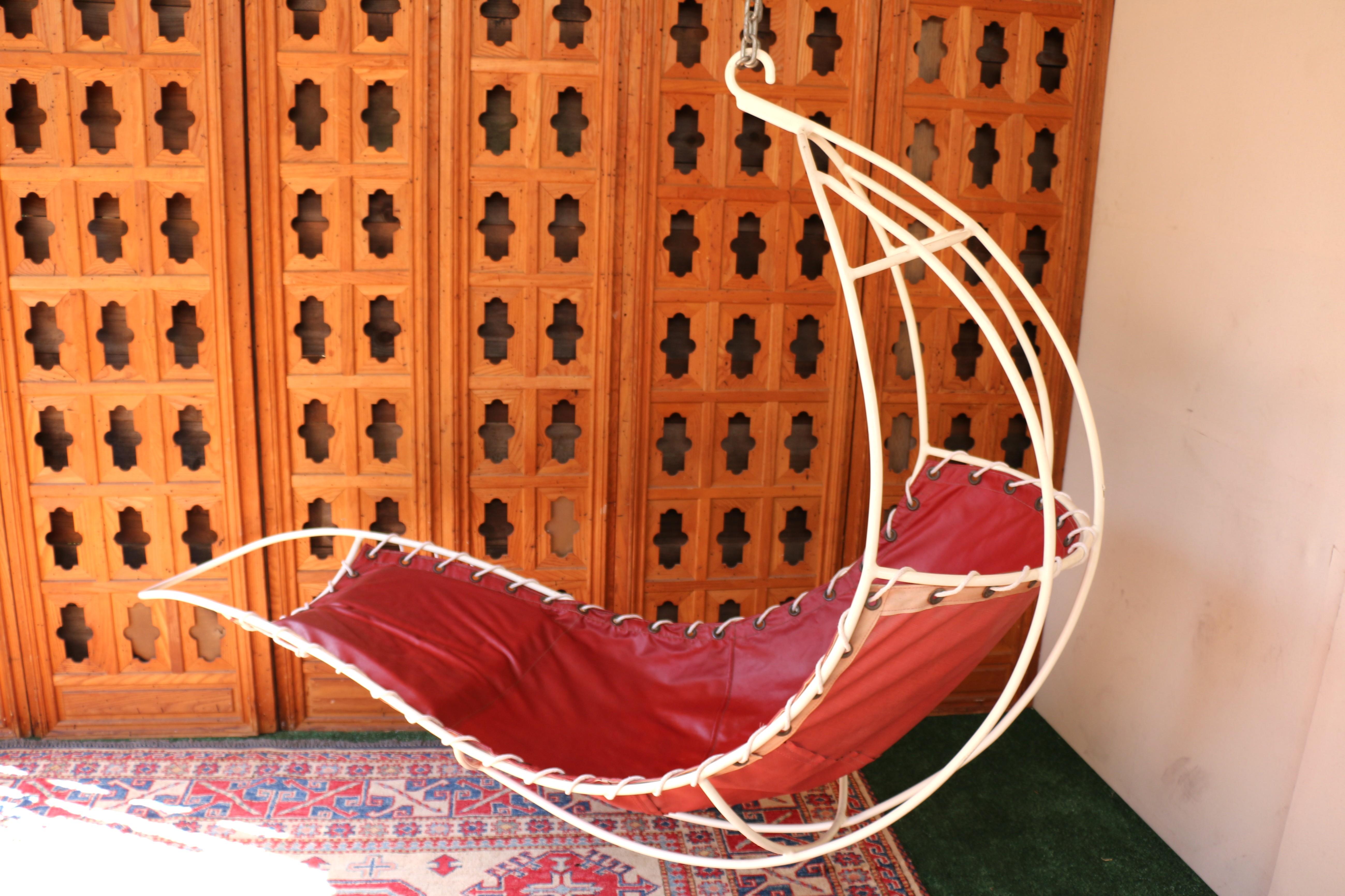 Chaise à feuilles suspendue du milieu du siècle par Rupert Oliver Bon état - En vente à North Hollywood, CA