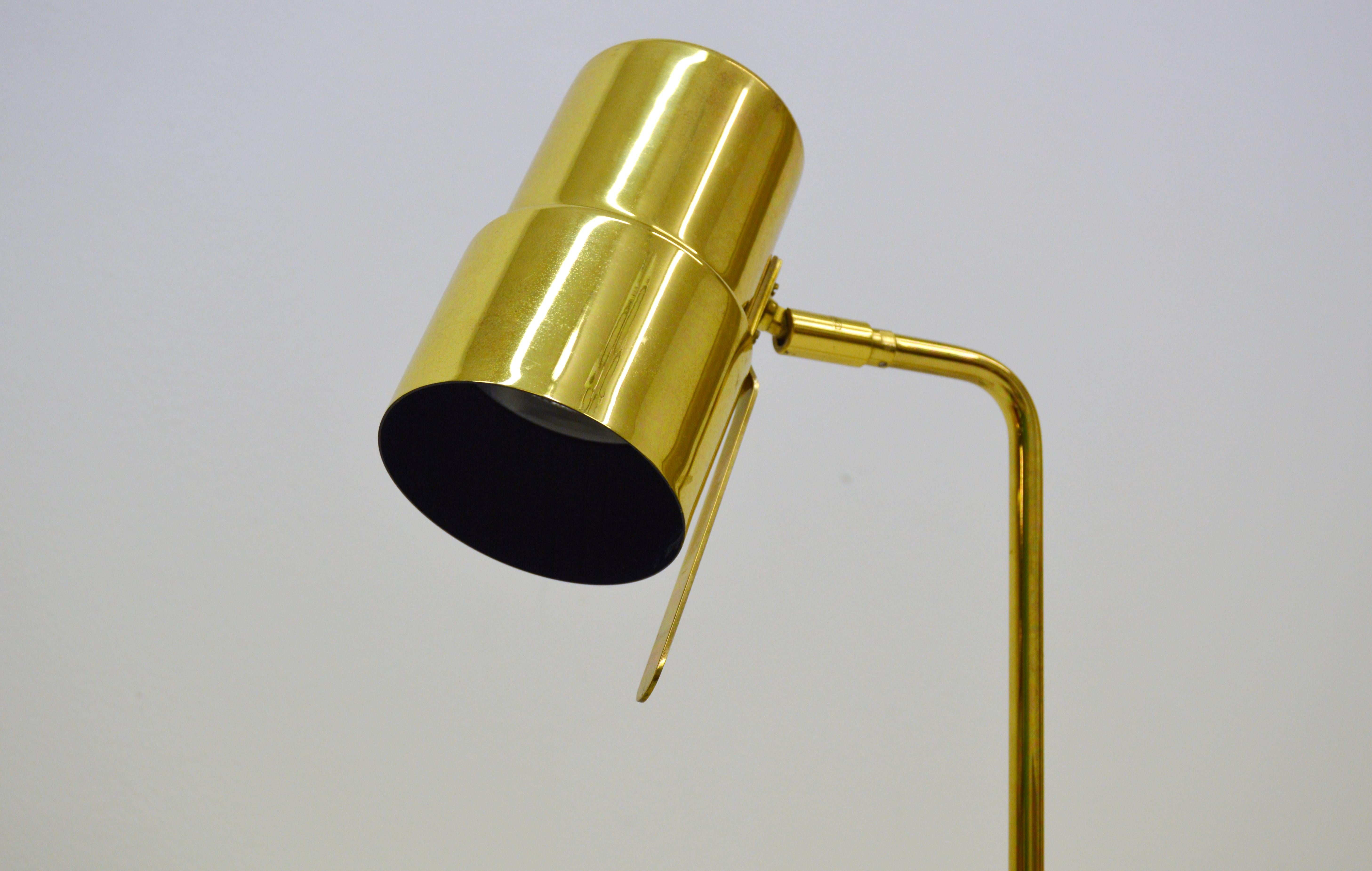 Midcentury Hans-Agne Jakobsson Brass Floor Lamp Model G-154 In Good Condition In Alvesta, SE