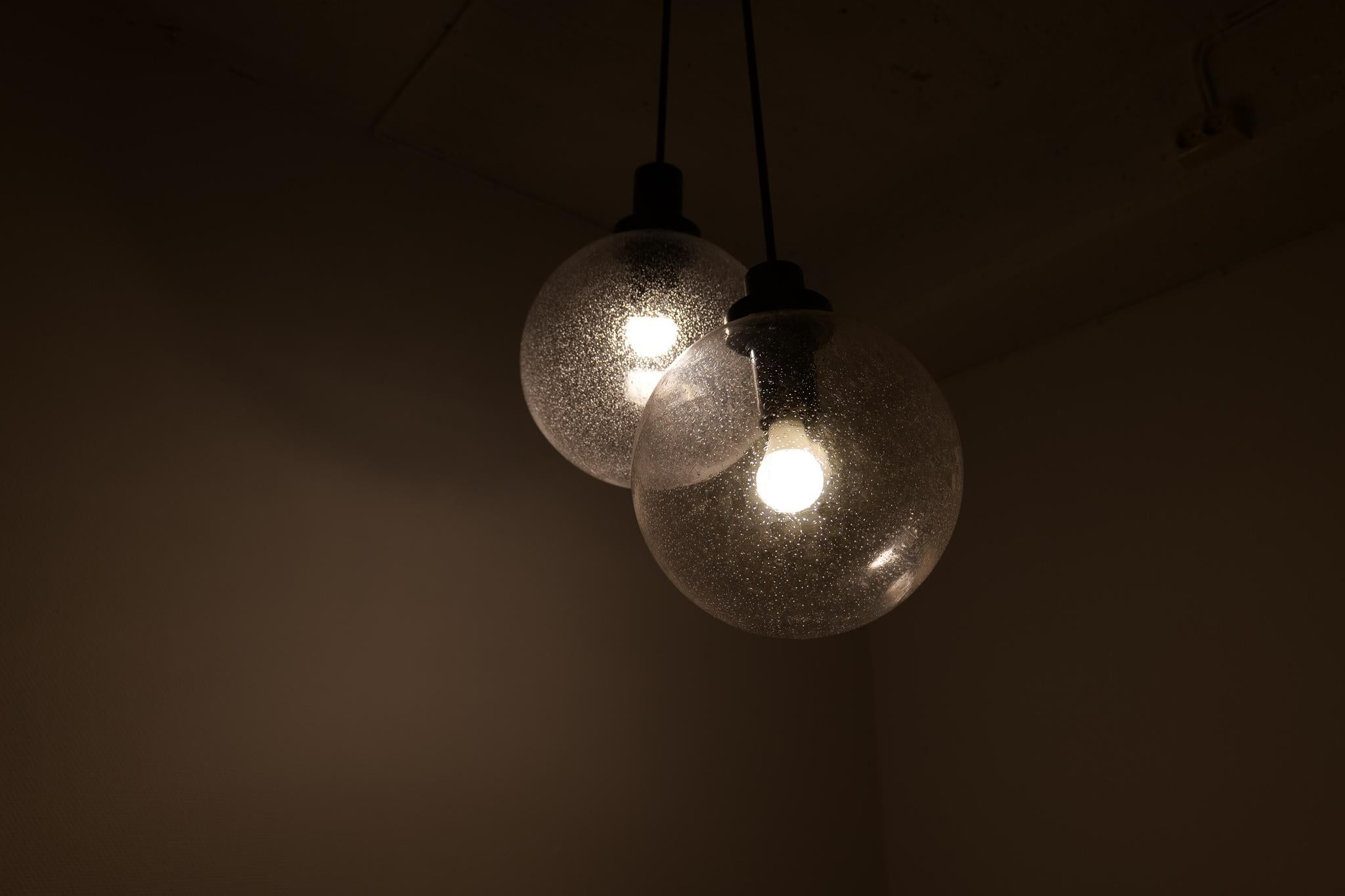 Lampe suspendue du milieu du siècle dernier de Hans-Agne Jakobsson, Suède, années 1960 en vente 2