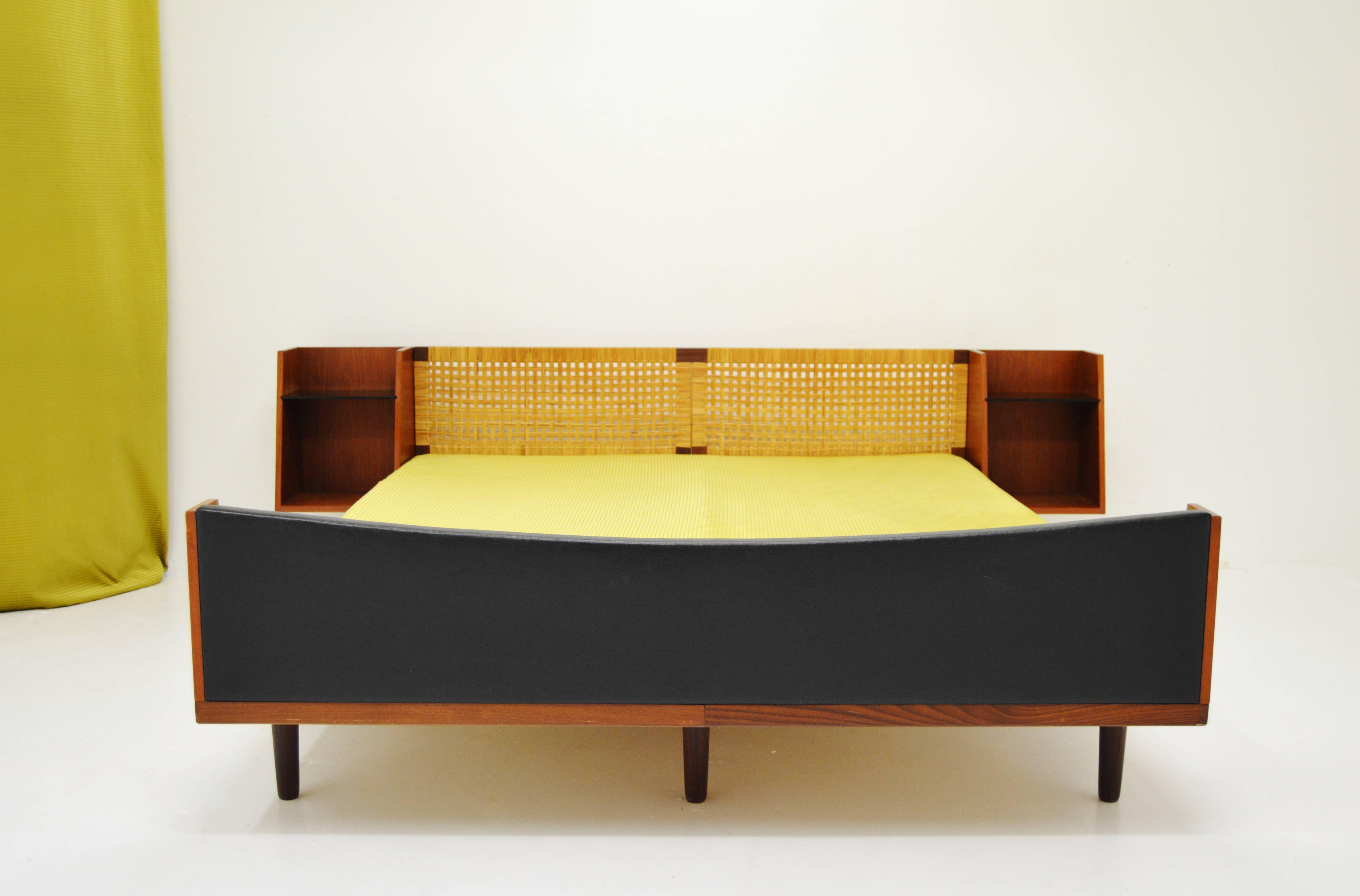Midcentury Hans J Wegner Double Master Bed with Teak and Rattan For Sale 8
